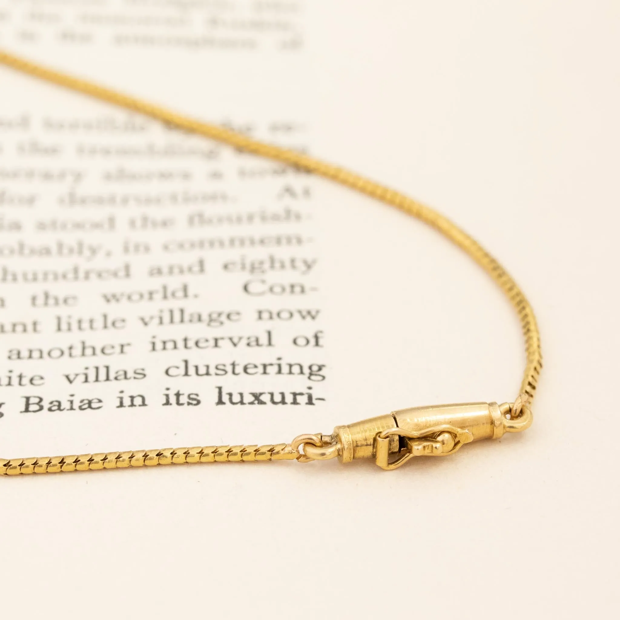 1.02ct Antique Pear Cut Buttercup Necklace