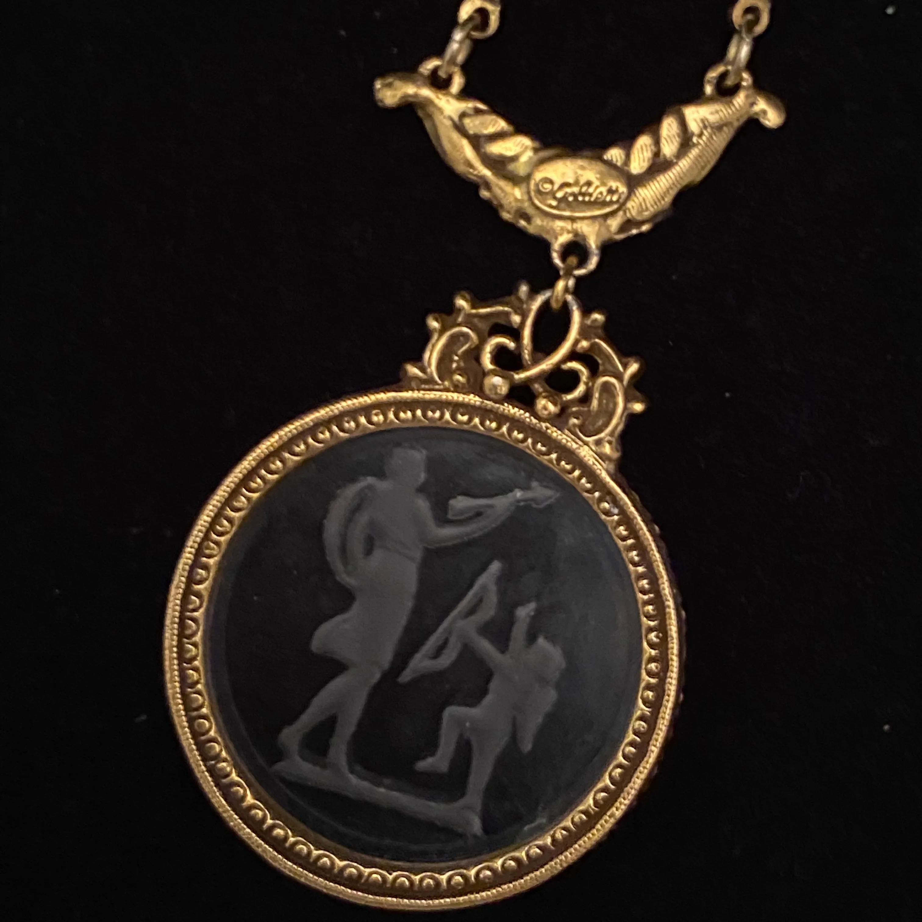 1960s Goldette Intaglio Pendant Necklace