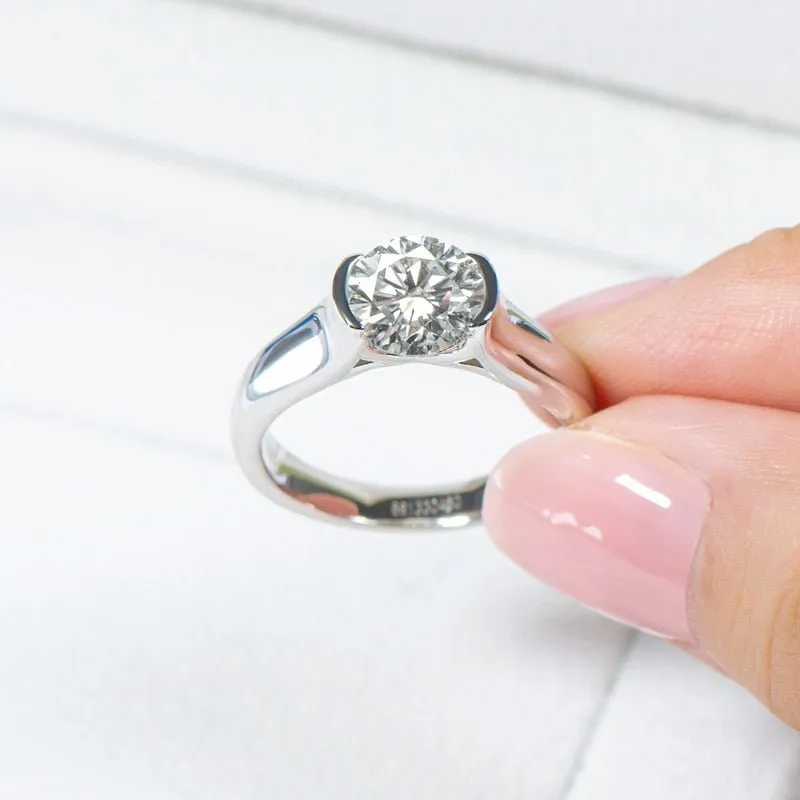 2.0 ct Round Cut Diamond Elegant Engagement Ring