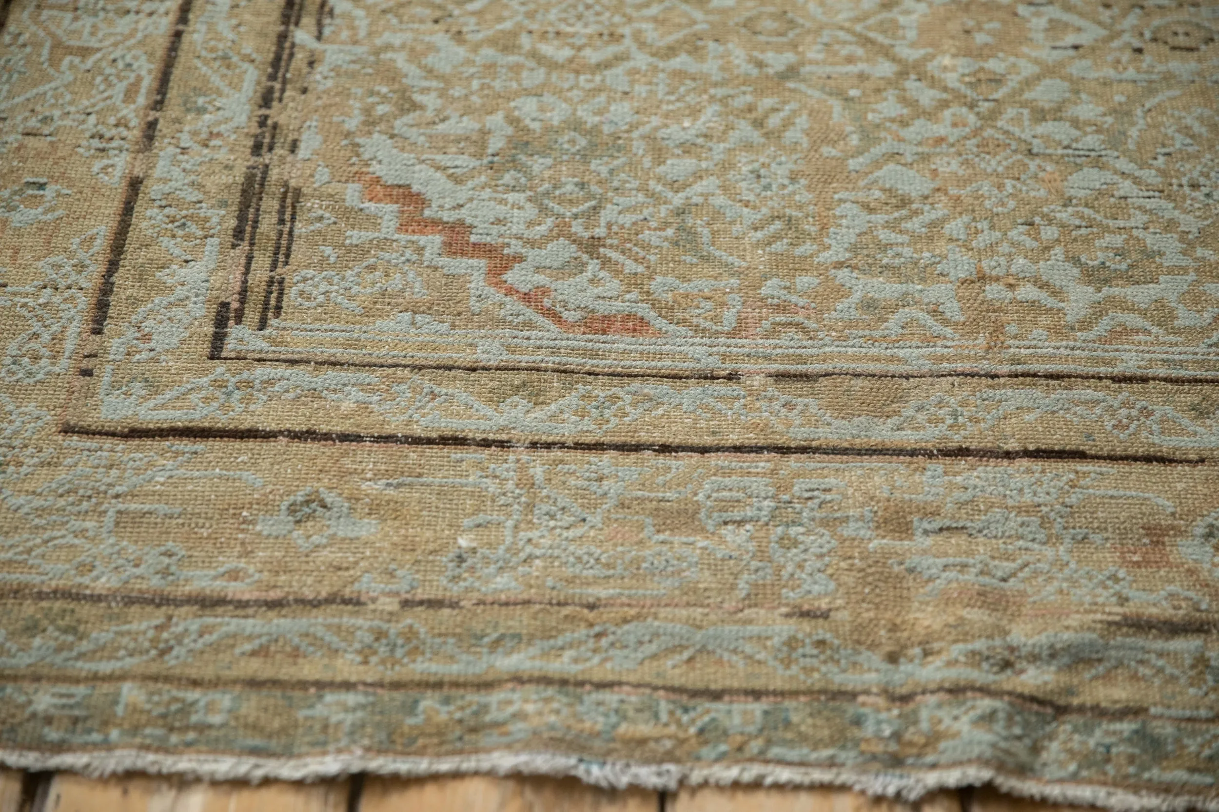 5x9.5 Antique Distressed Malayer Carpet