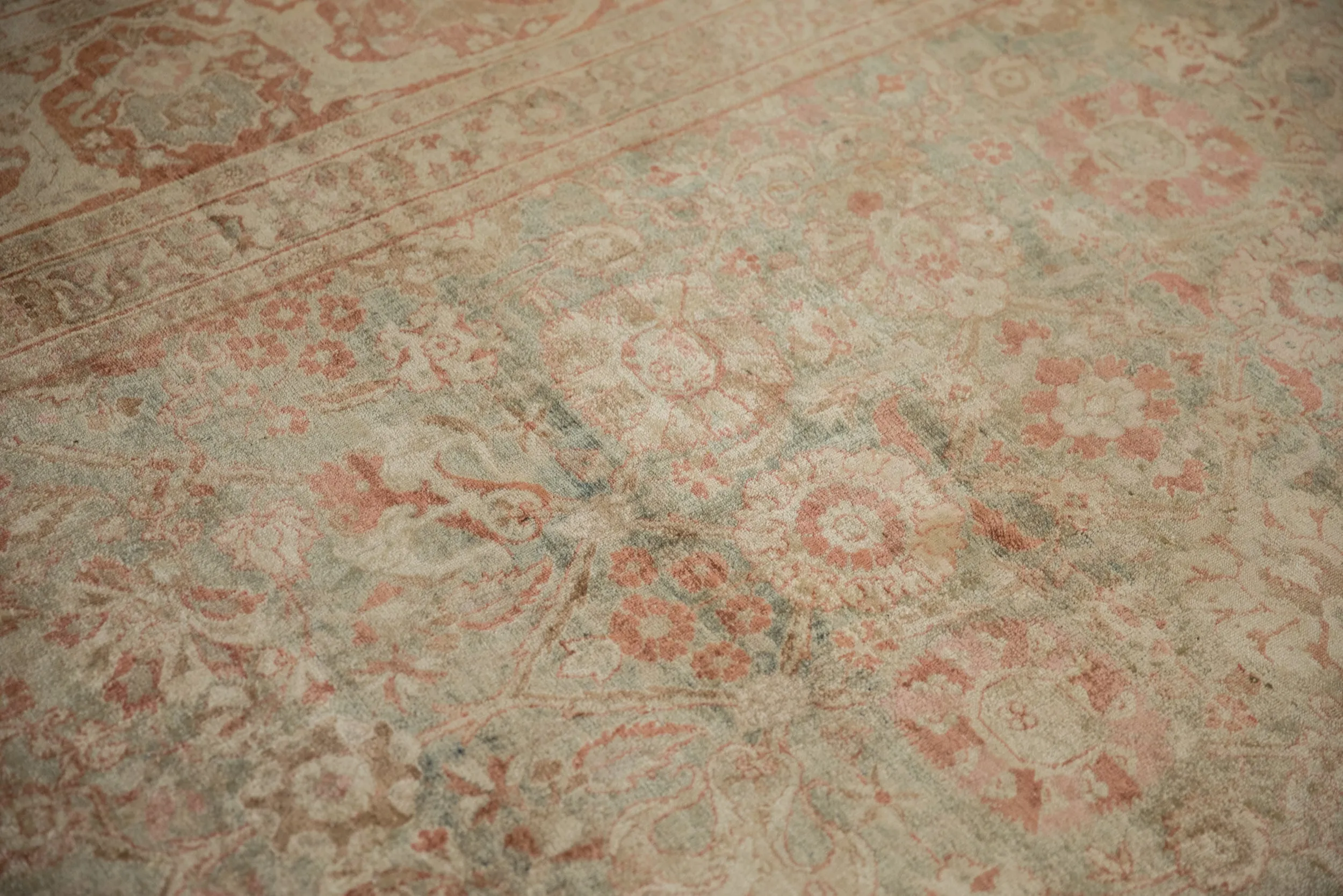 9x11.5 Antique Distressed Kerman Carpet