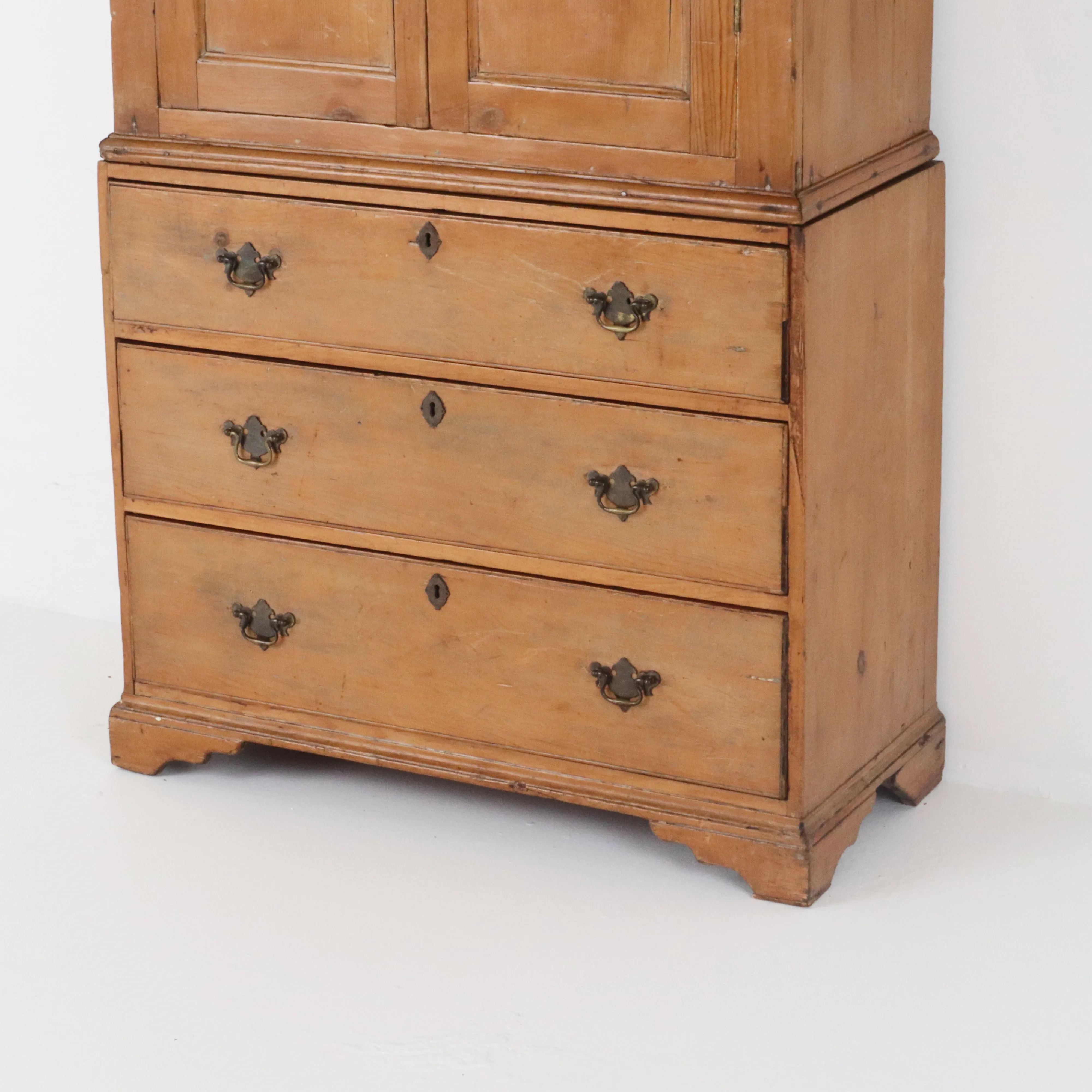 Antique English Pine Linen Press c1890