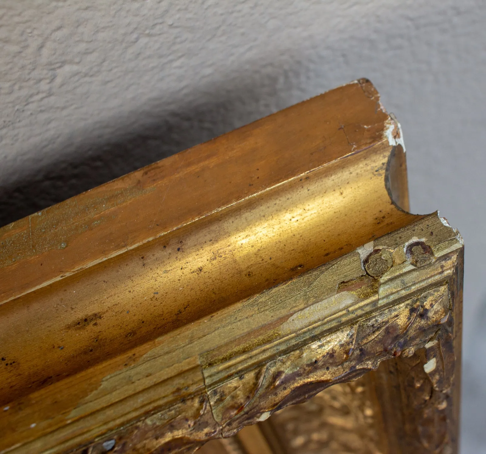 Antique French Gilt Mirror with Leaf Carvings