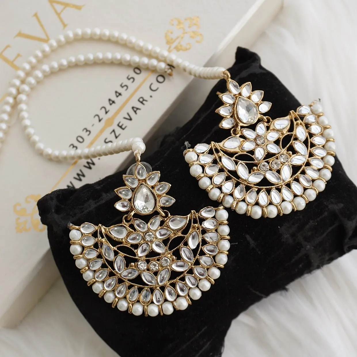 Antique Kundan Sahare Chand Bali