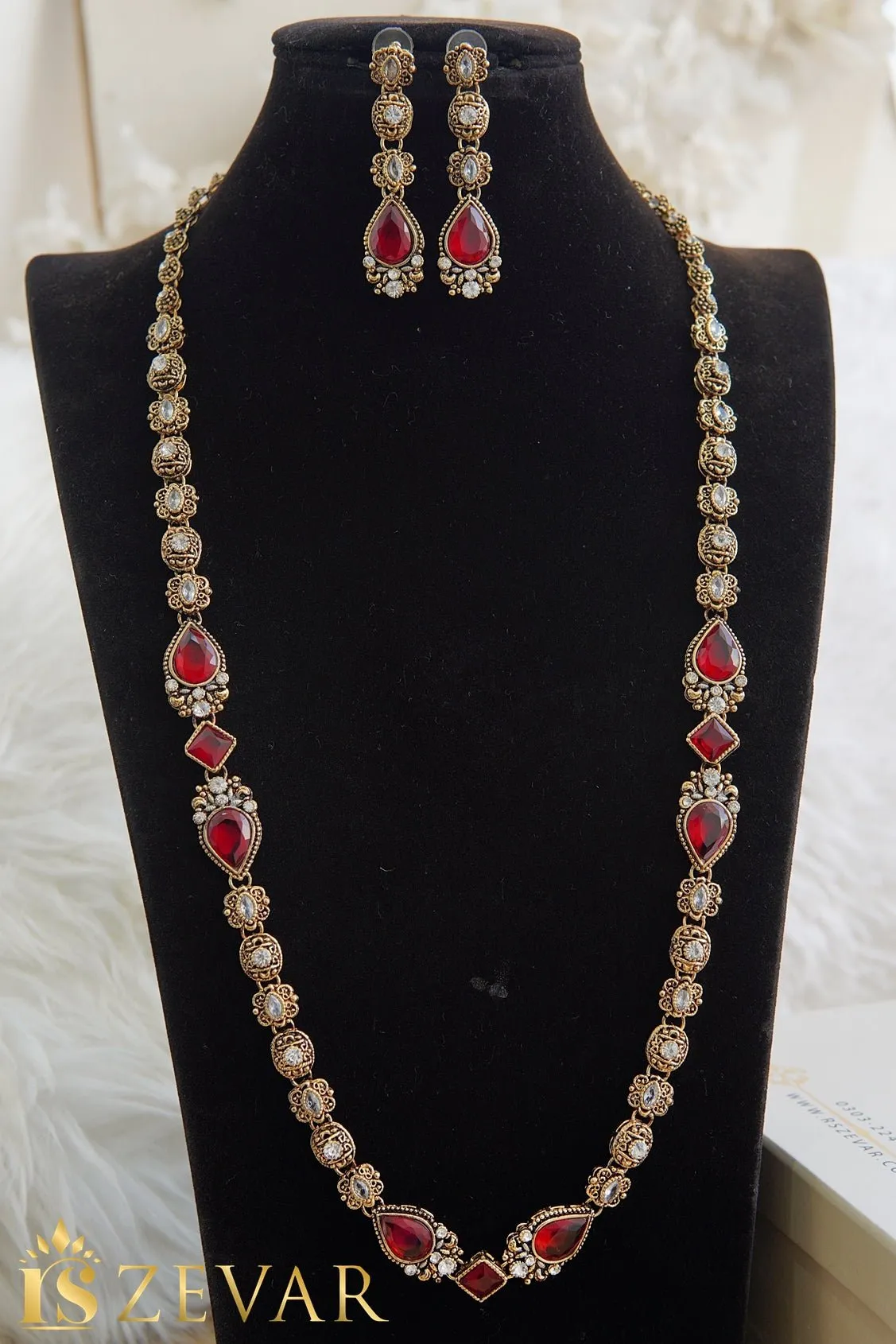 Antique Long Chain Stones Mala Set