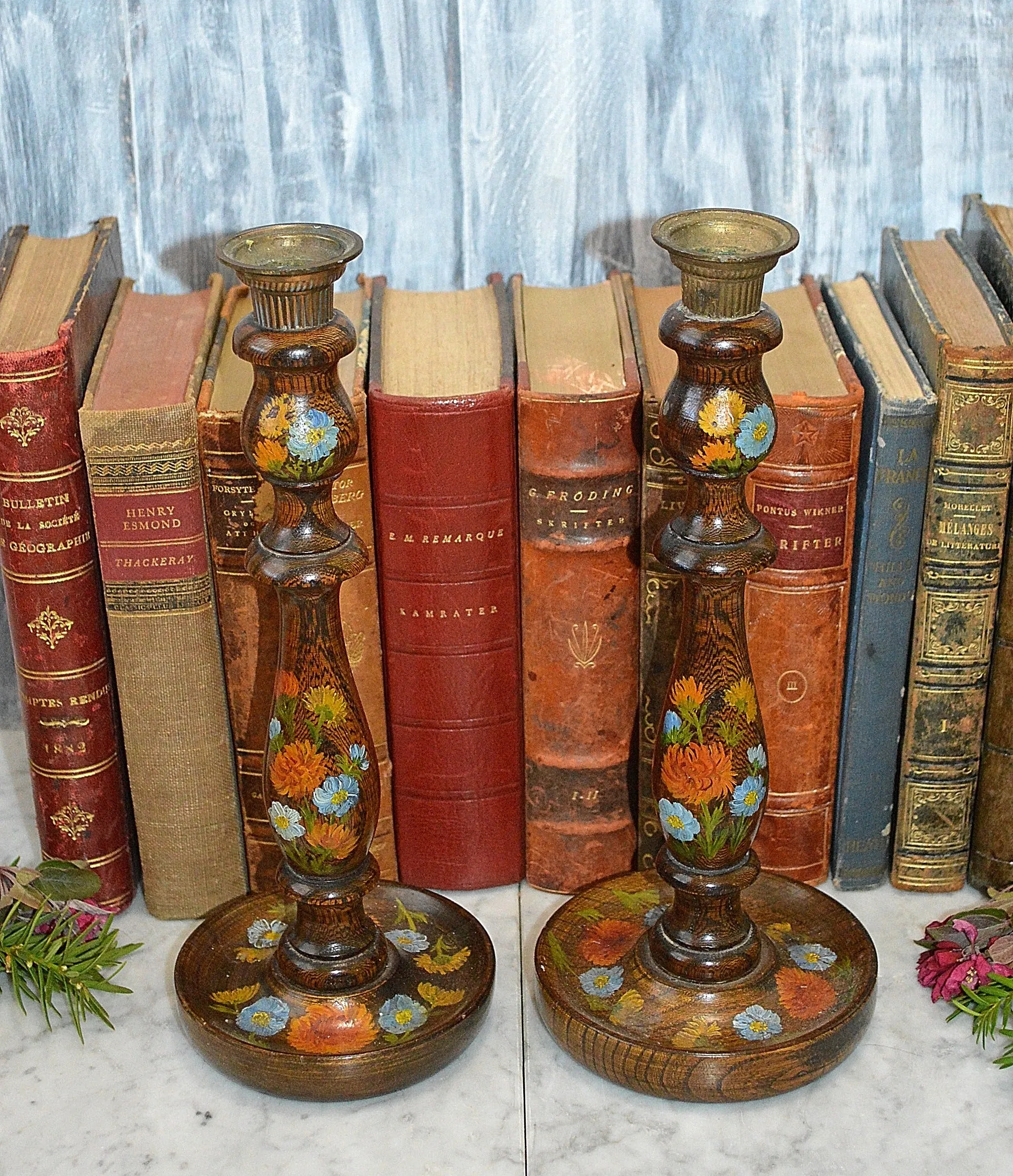 Antique Pair English Turned Wood Candlesticks Oak Candle Holders