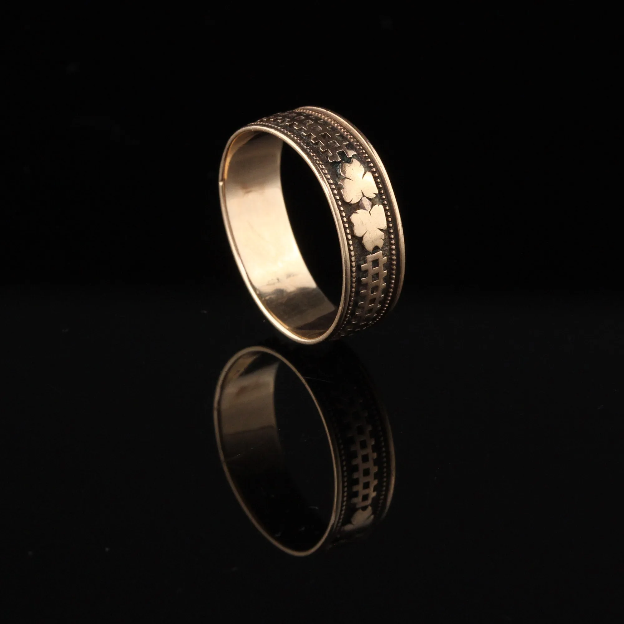 Antique Victorian 10K Yellow Gold Band - Size 6 3/4