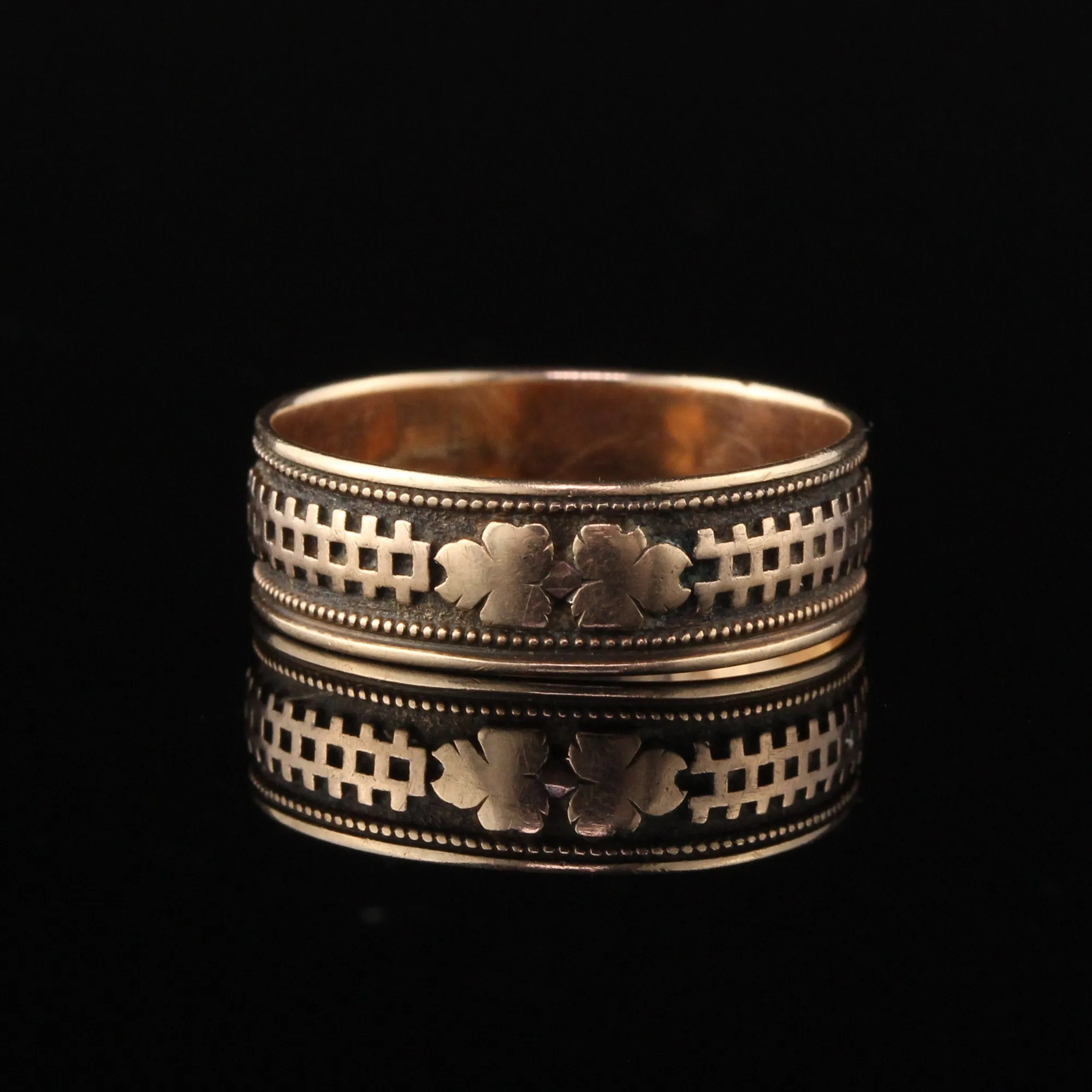 Antique Victorian 10K Yellow Gold Band - Size 6 3/4
