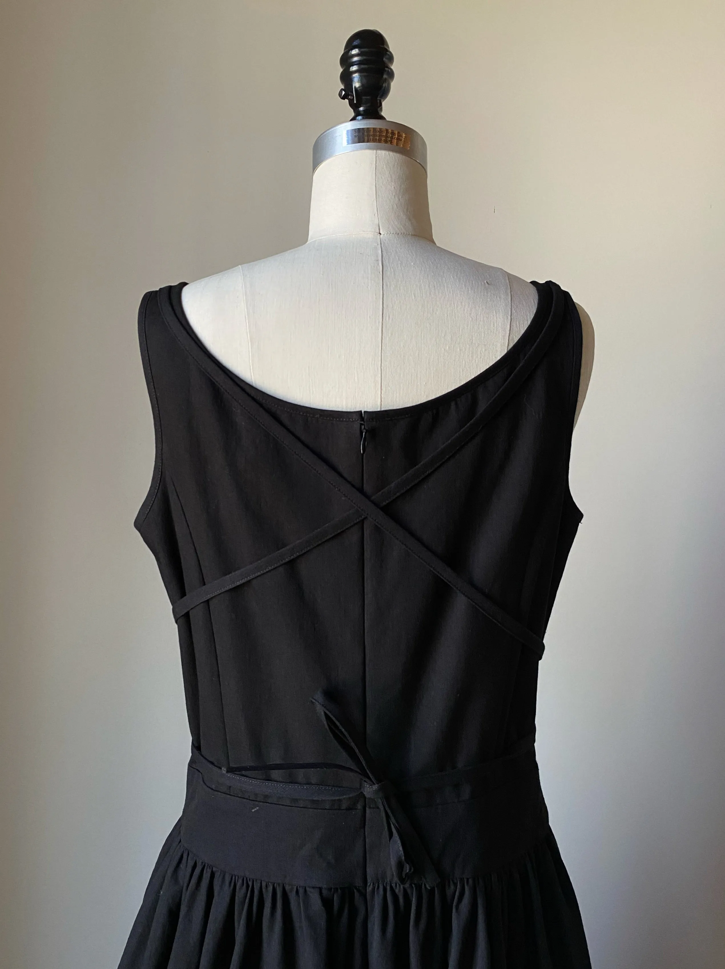 arena 15 gown #13 size medium