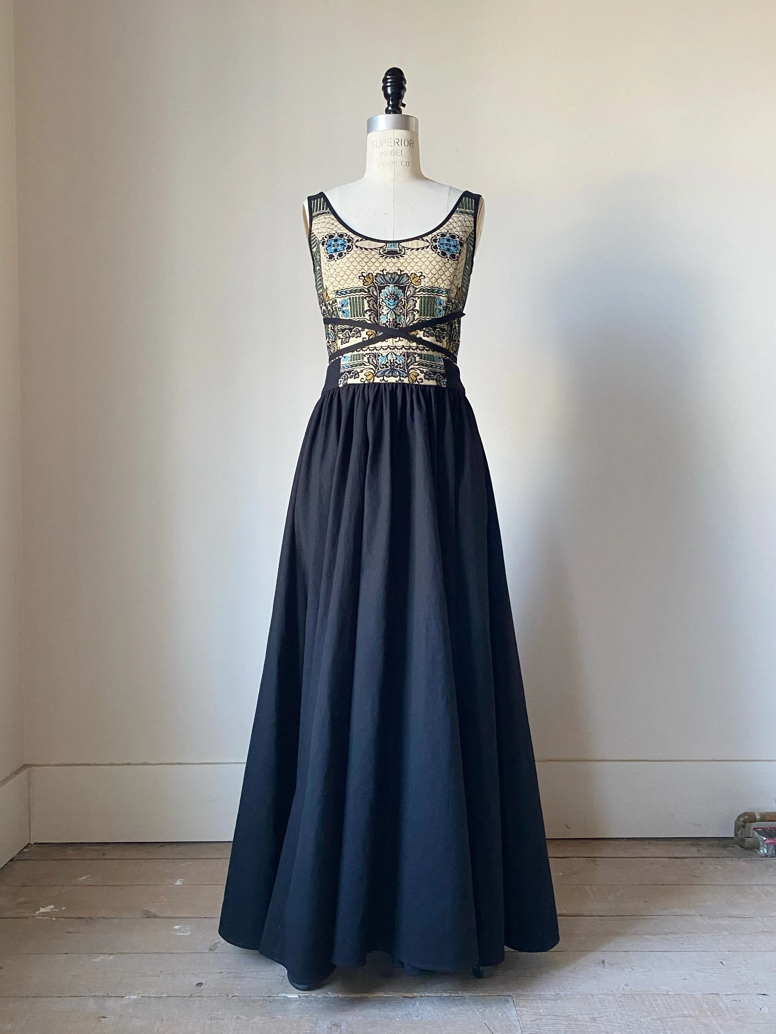 arena 15 gown #3