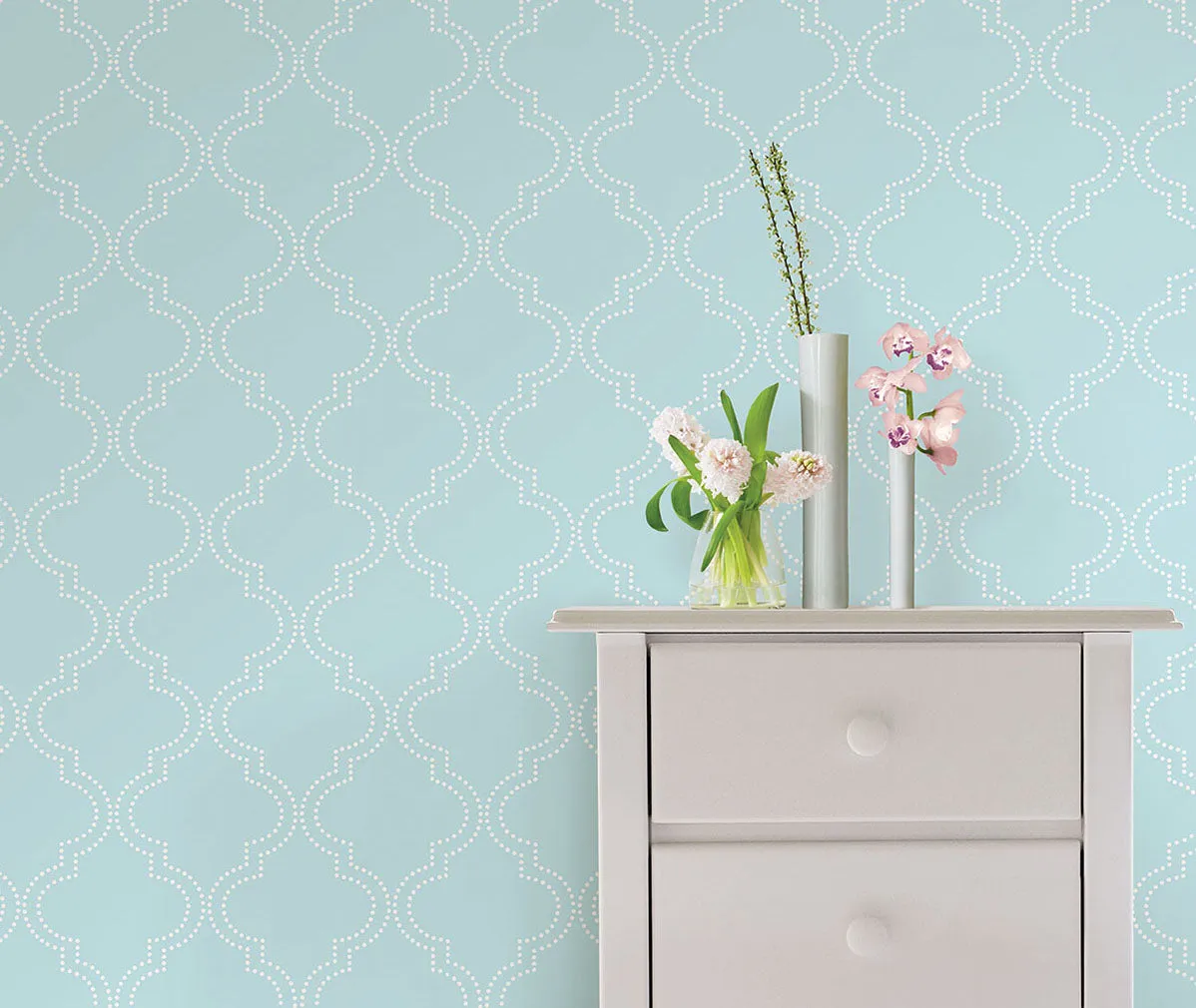 Blue Quatrefoil Peel & Stick Paper