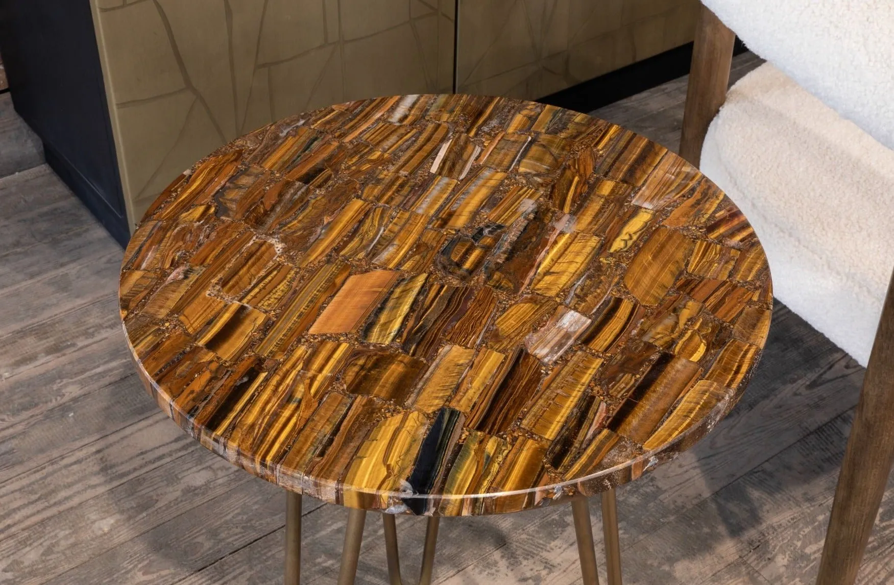 Calico 17" Side Table in Tiger Eye with Iron Base