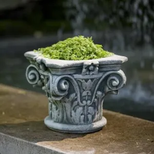 Campania Longwood Capital Planter