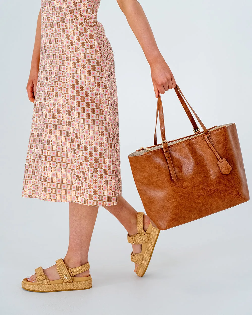 Carmine Tote - Tan