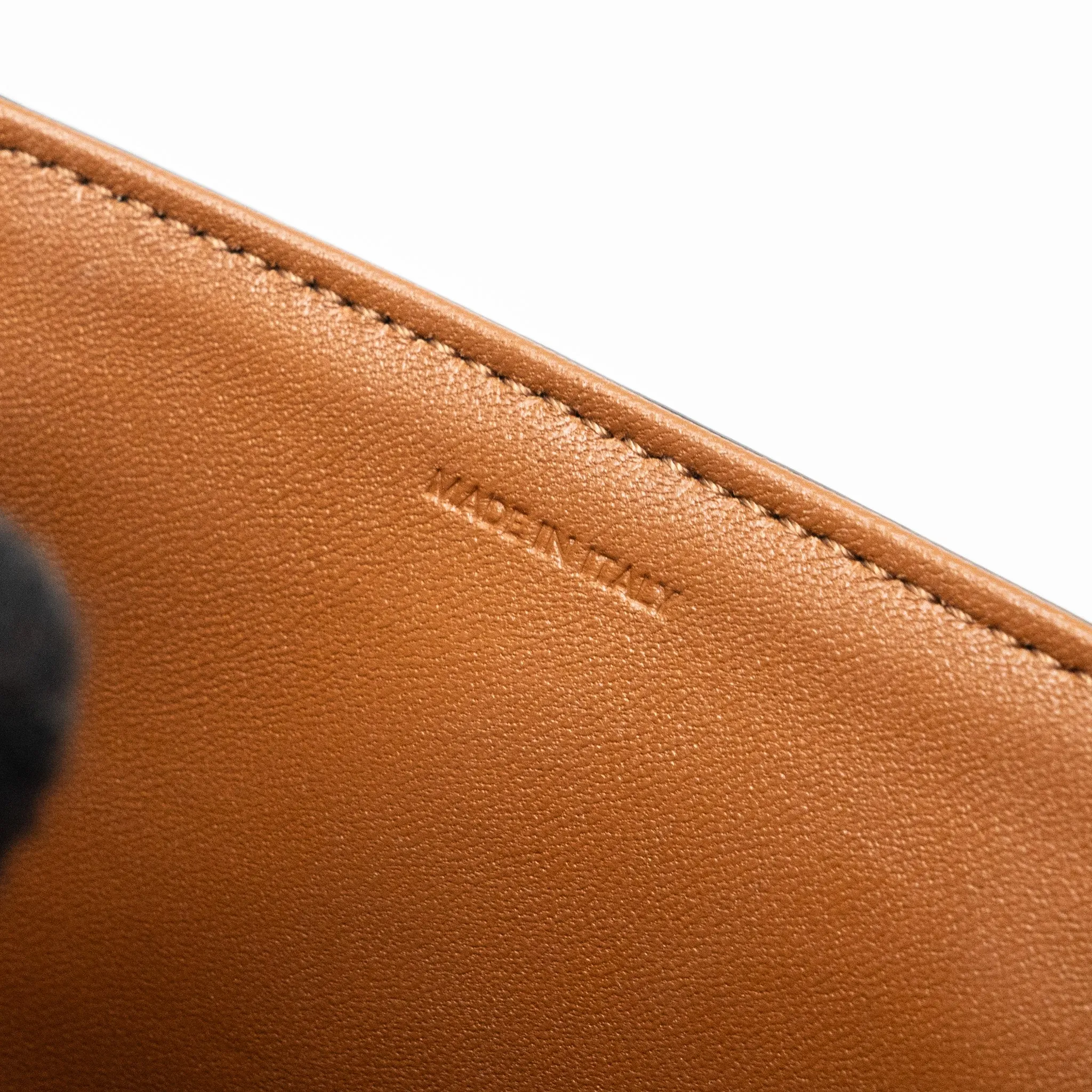 Celine Classic triomphe bag canvas / calfskin tan GHW