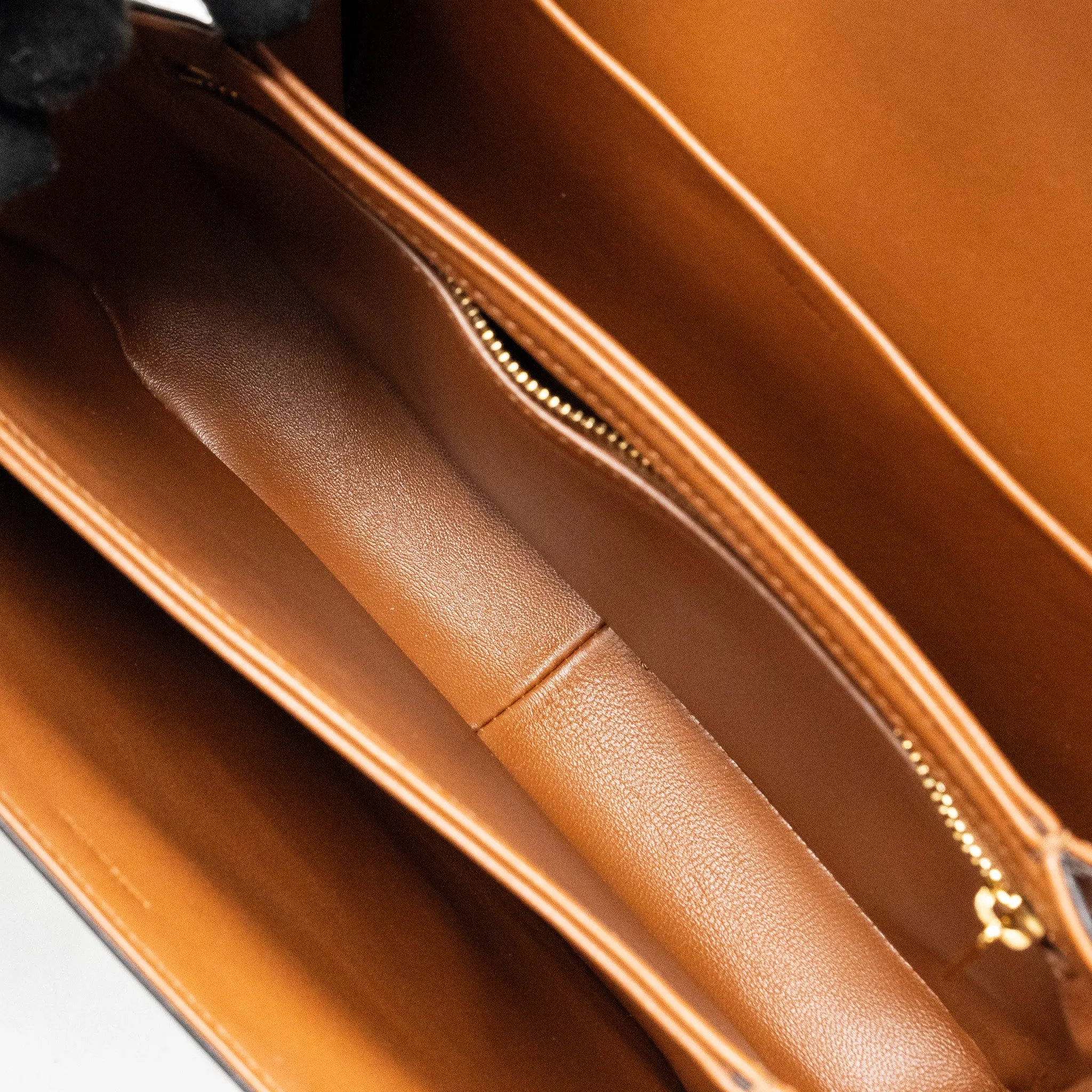 Celine Classic triomphe bag canvas / calfskin tan GHW