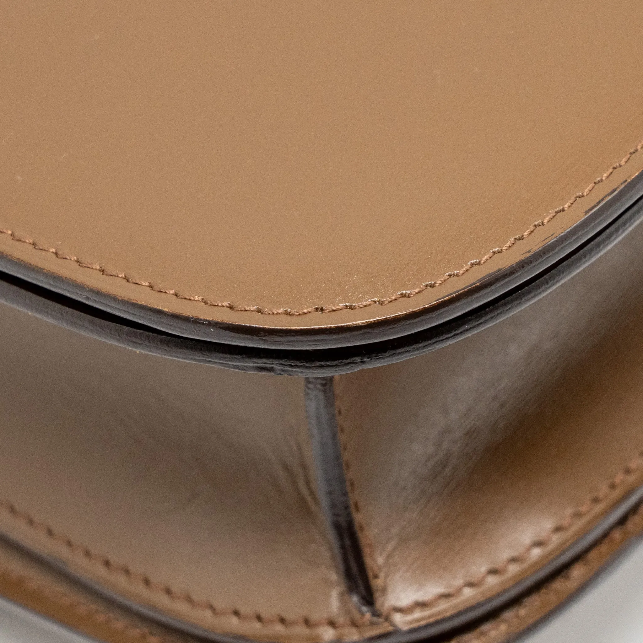 CELINE Medium Classic Box Bag Calfskin Camel GHW
