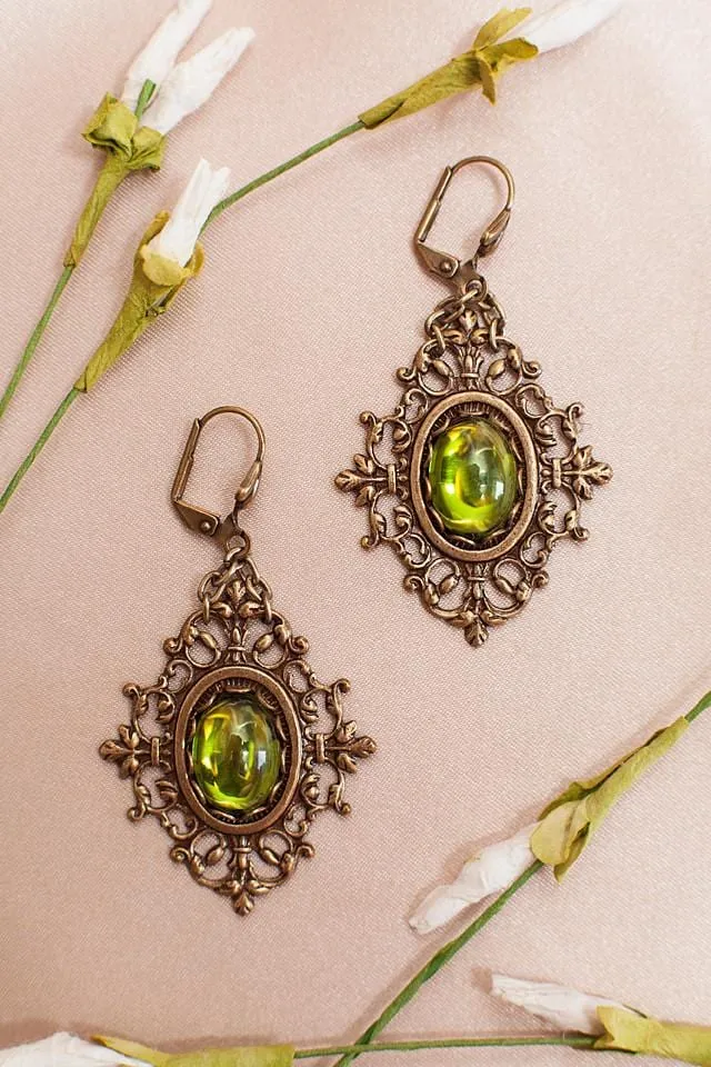 Chateau Earrings - Antiqued Brass