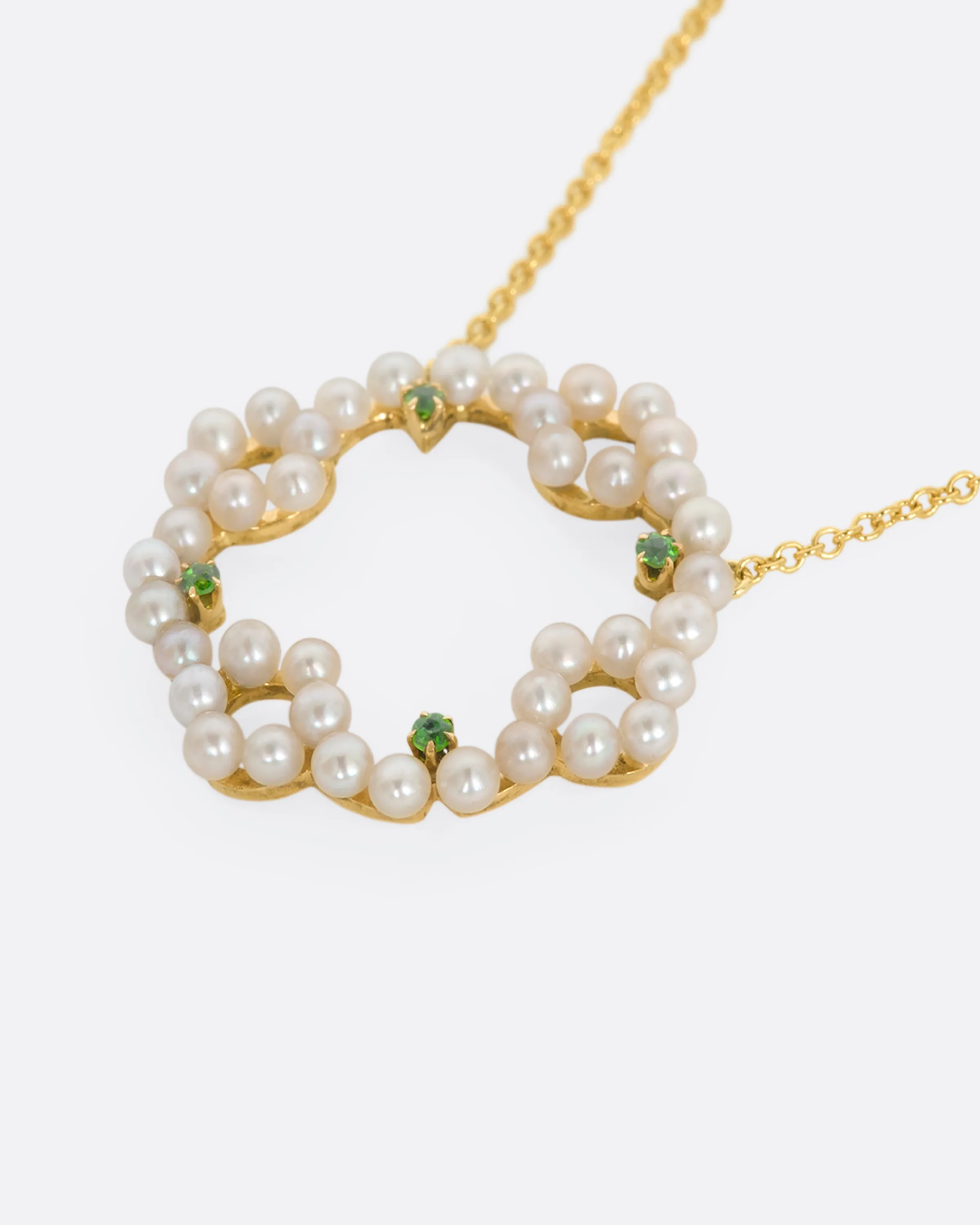 Circlet Pendant Necklace