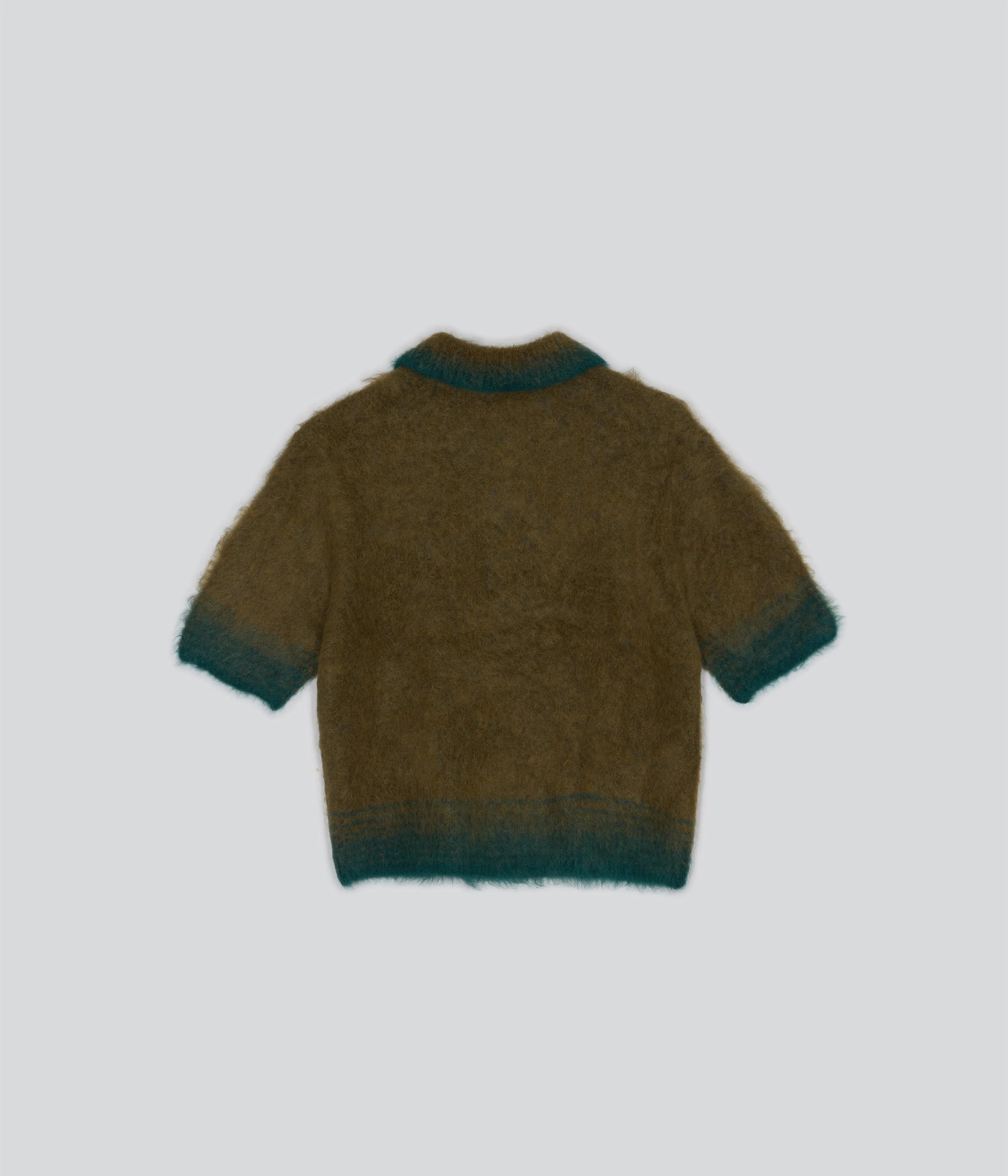 COMPACT KNIT POLO IN OLIVE × GREEN