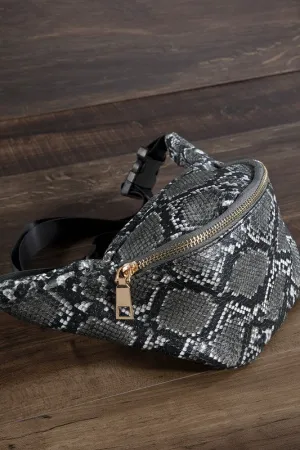 CORRINNE SNAKE PRINT FANNY PACK GREY