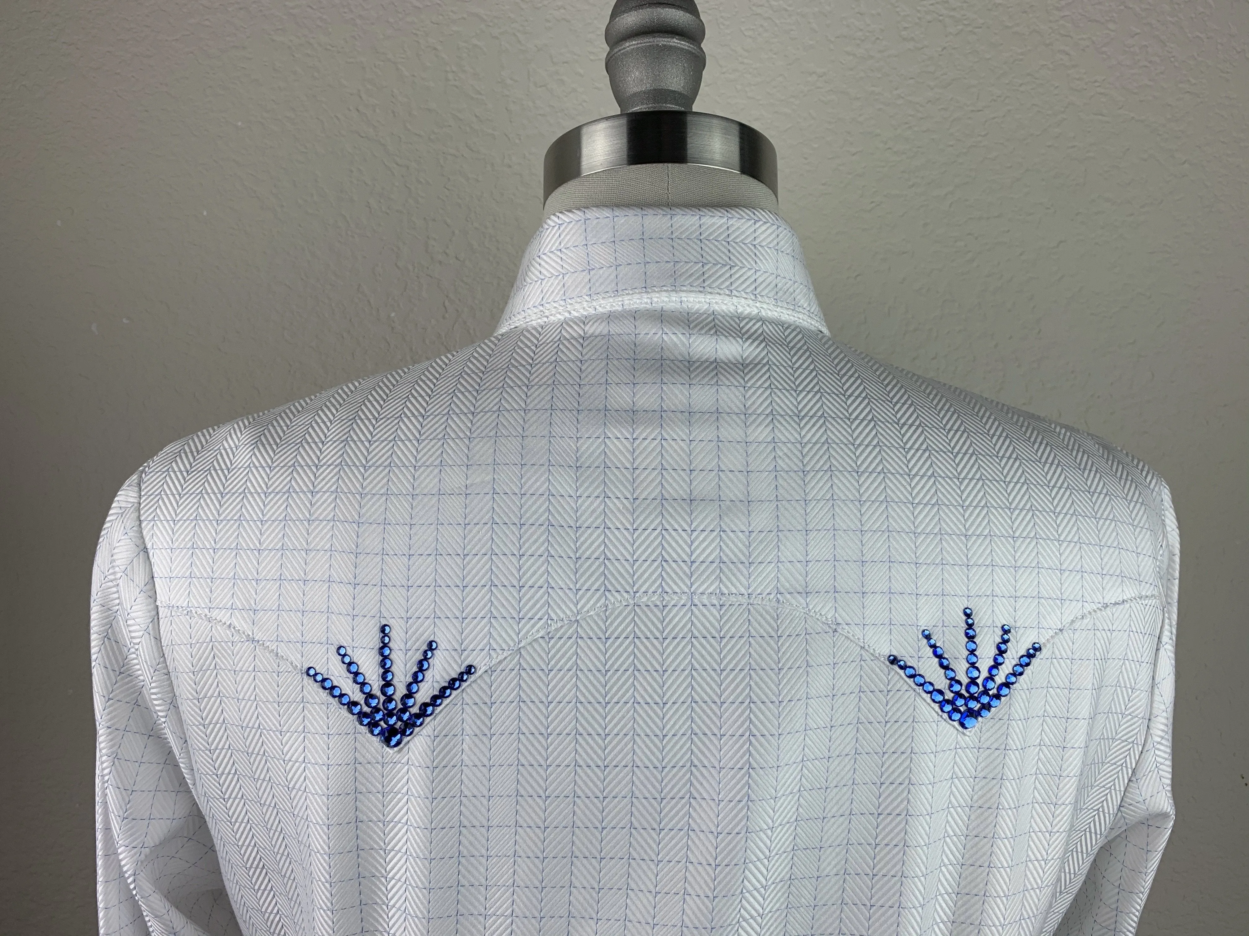 CR Special White with Royal Box Italian Cotton