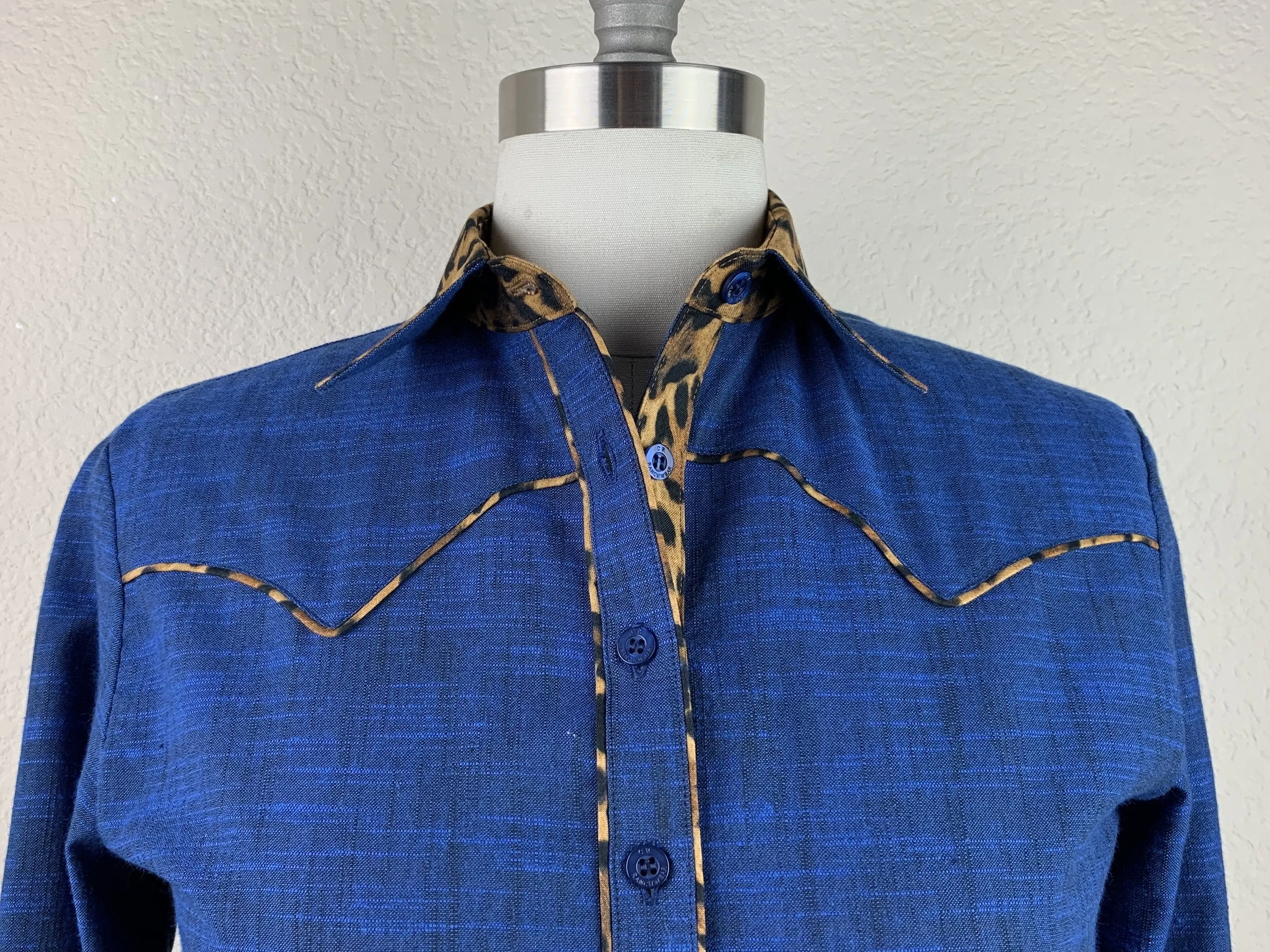 CR Western Pro Wild About Leopard Deep Indigo