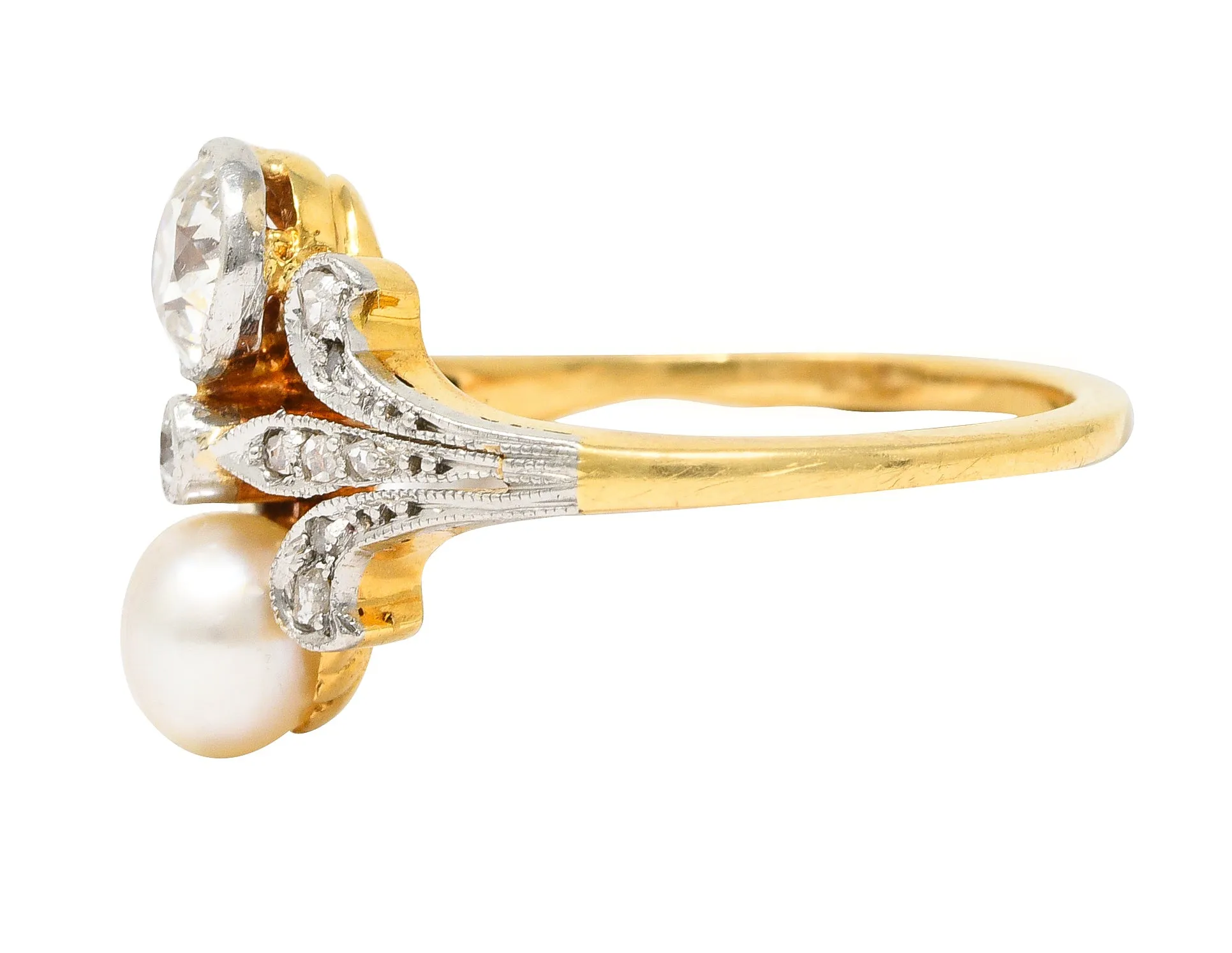 Edwardian Old European Cut Diamond Natural Pearl Platinum-Topped 18 Karat Yellow Gold Fleur-De-Lis Antique Ring