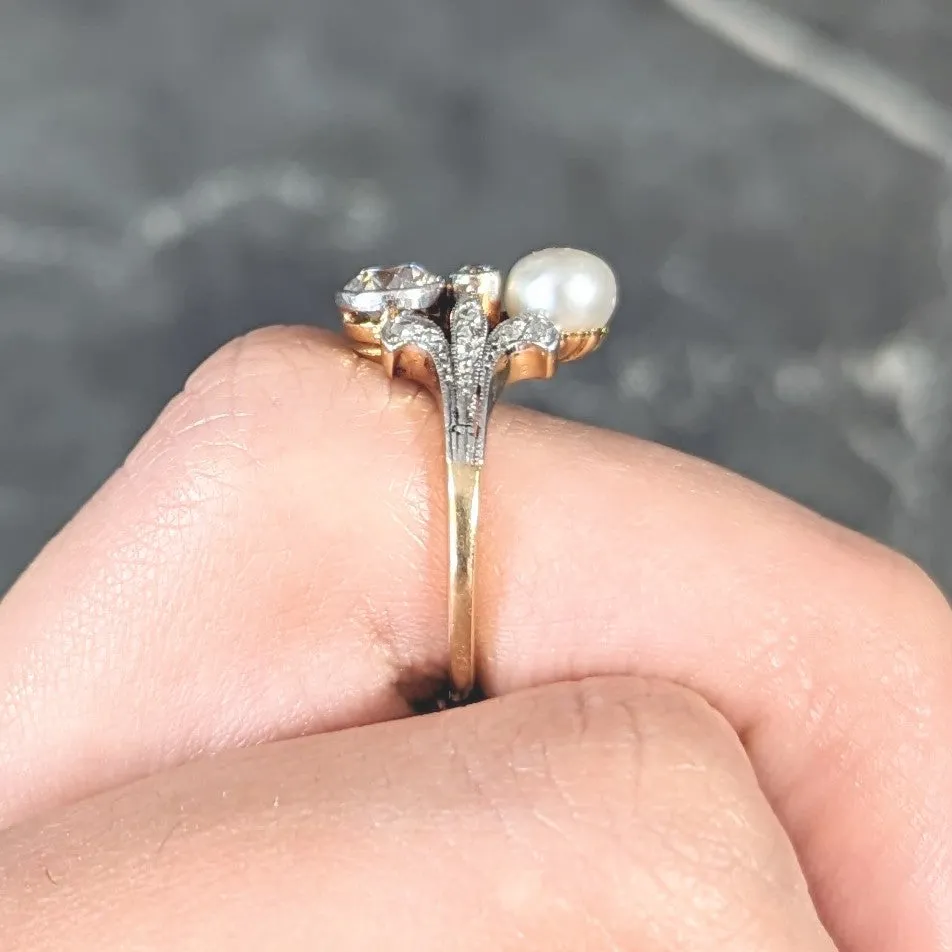 Edwardian Old European Cut Diamond Natural Pearl Platinum-Topped 18 Karat Yellow Gold Fleur-De-Lis Antique Ring
