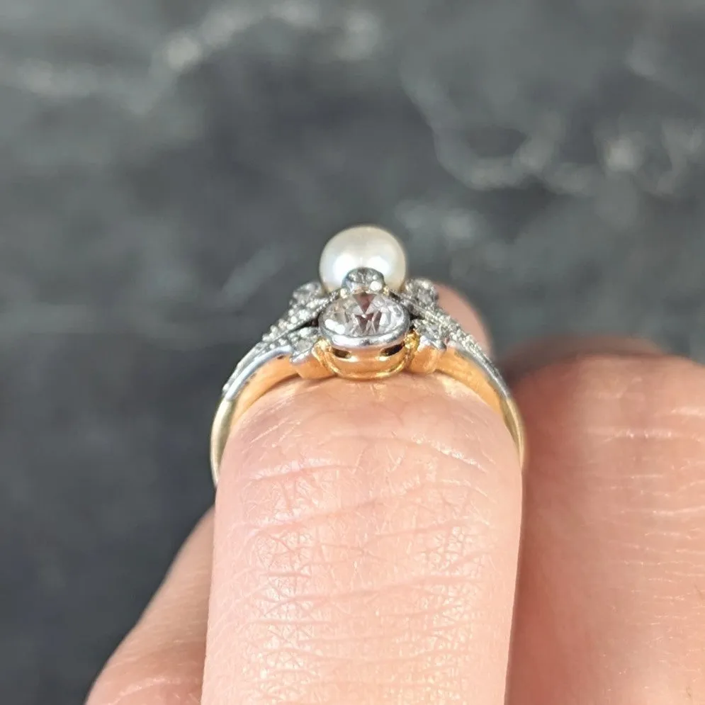 Edwardian Old European Cut Diamond Natural Pearl Platinum-Topped 18 Karat Yellow Gold Fleur-De-Lis Antique Ring