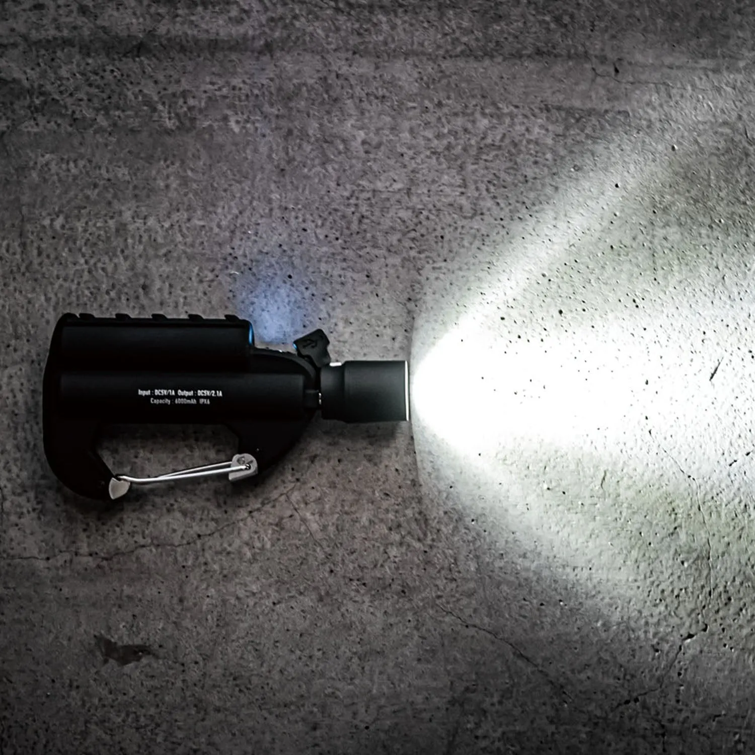 EL COMMUN | エル・コミューン　USB LED LIGHT
