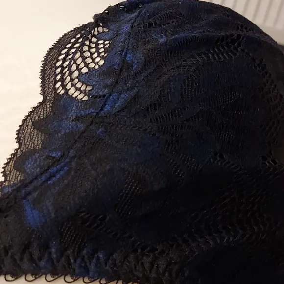 Elegant Black Lace Bra and Panty Set