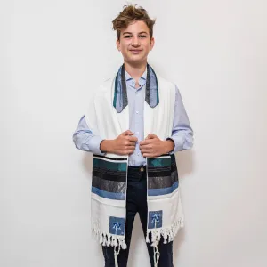 Elegant Gabrieli tallit - Turquoise on White