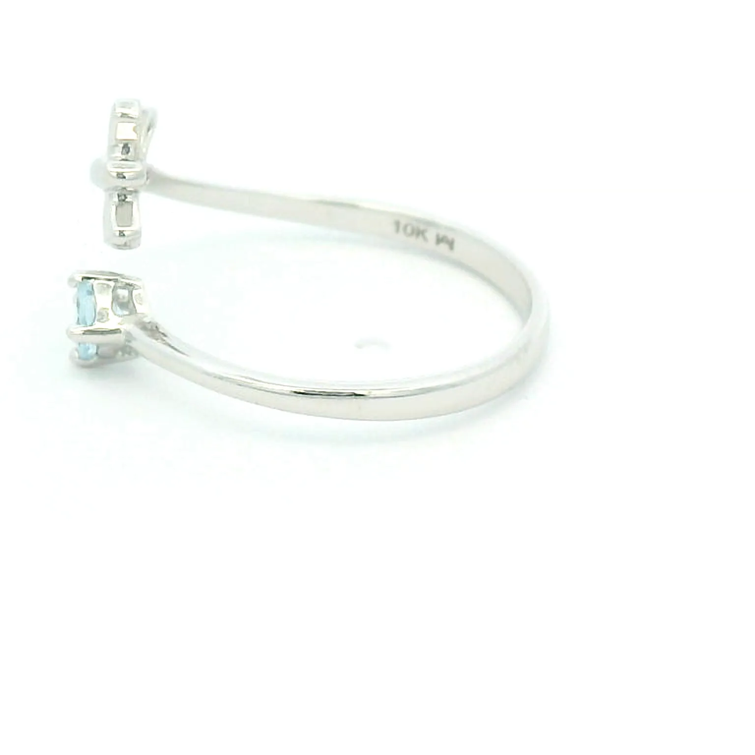Elegant Pisces Aquamarine Ring in 10K White Gold