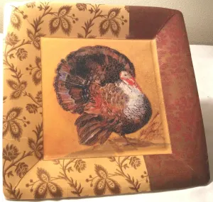 ELEGANT TURKEY 10" SQUARE PAPER PLATES