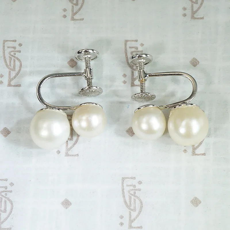 Elegant Vintage Pearl Earrings in White Gold