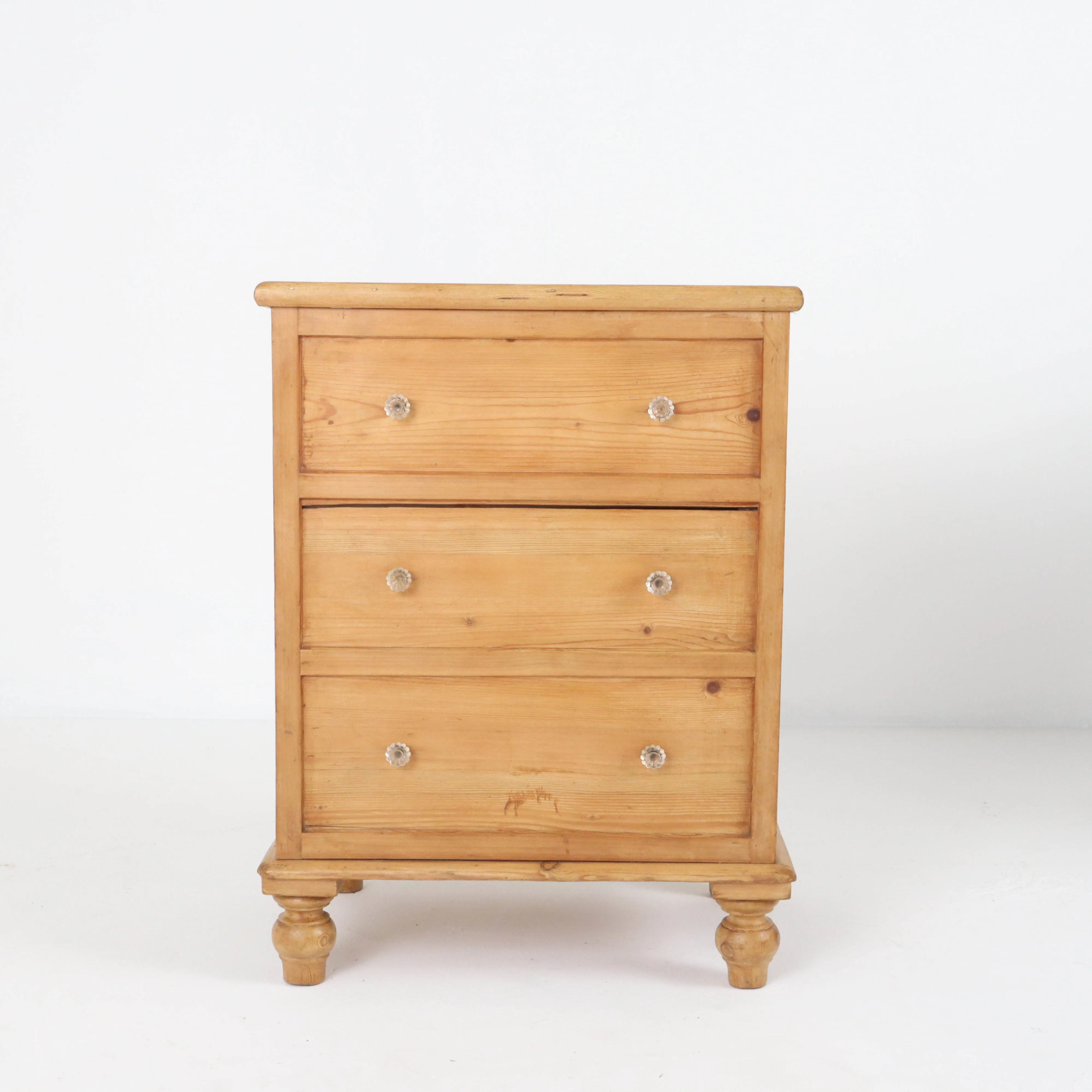 English Antique Pine Flip-Top Chest c1900