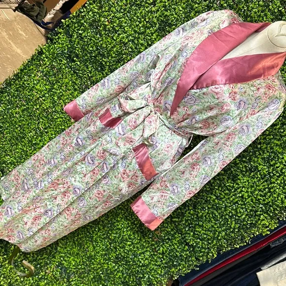 Floral Satin Robe with Pink Trim