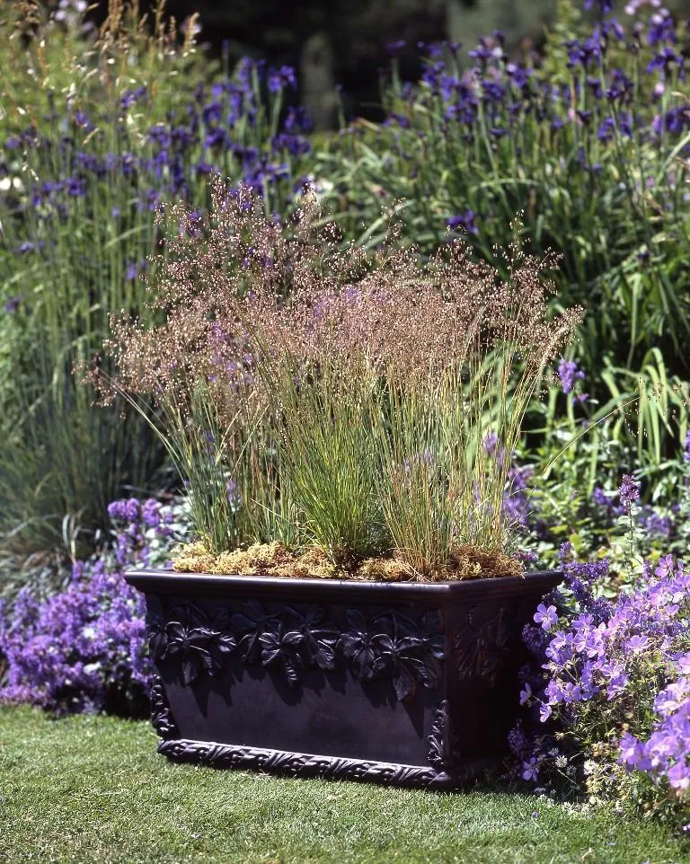 Gardenstone Leaf Cluster Trough