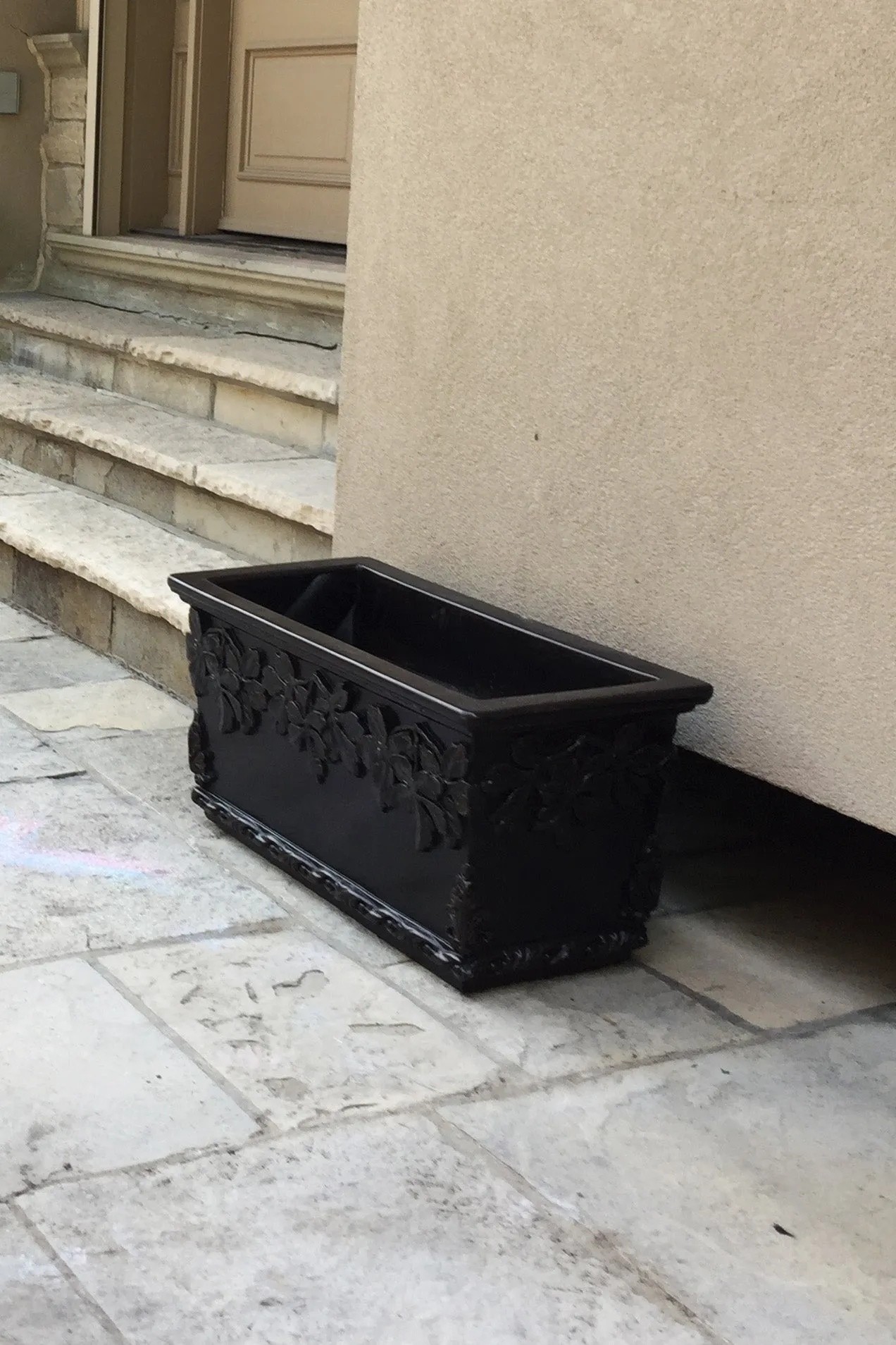 Gardenstone Leaf Cluster Trough