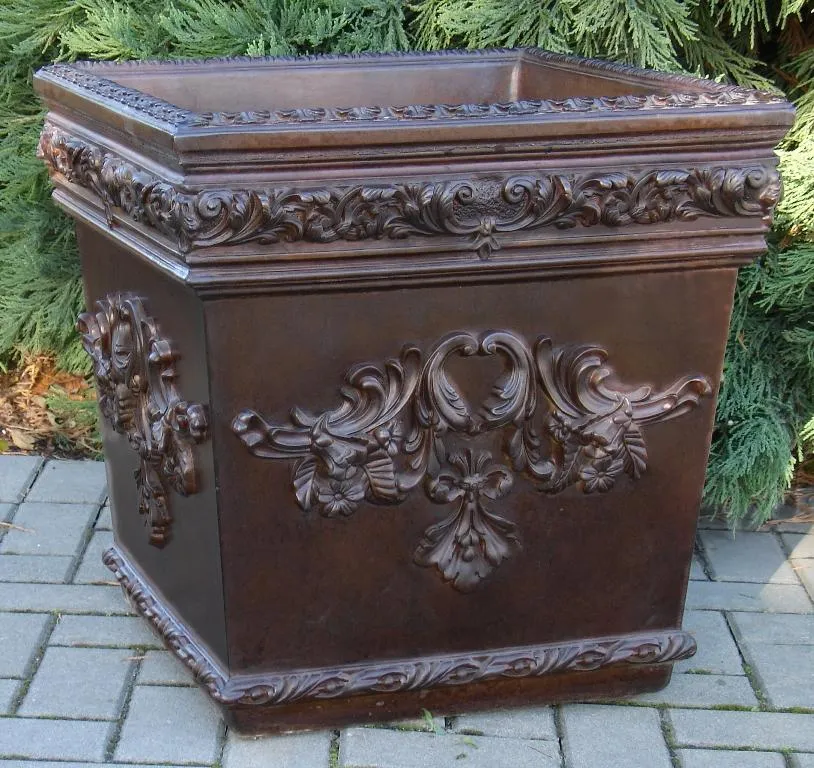 Gardenstone Versailles