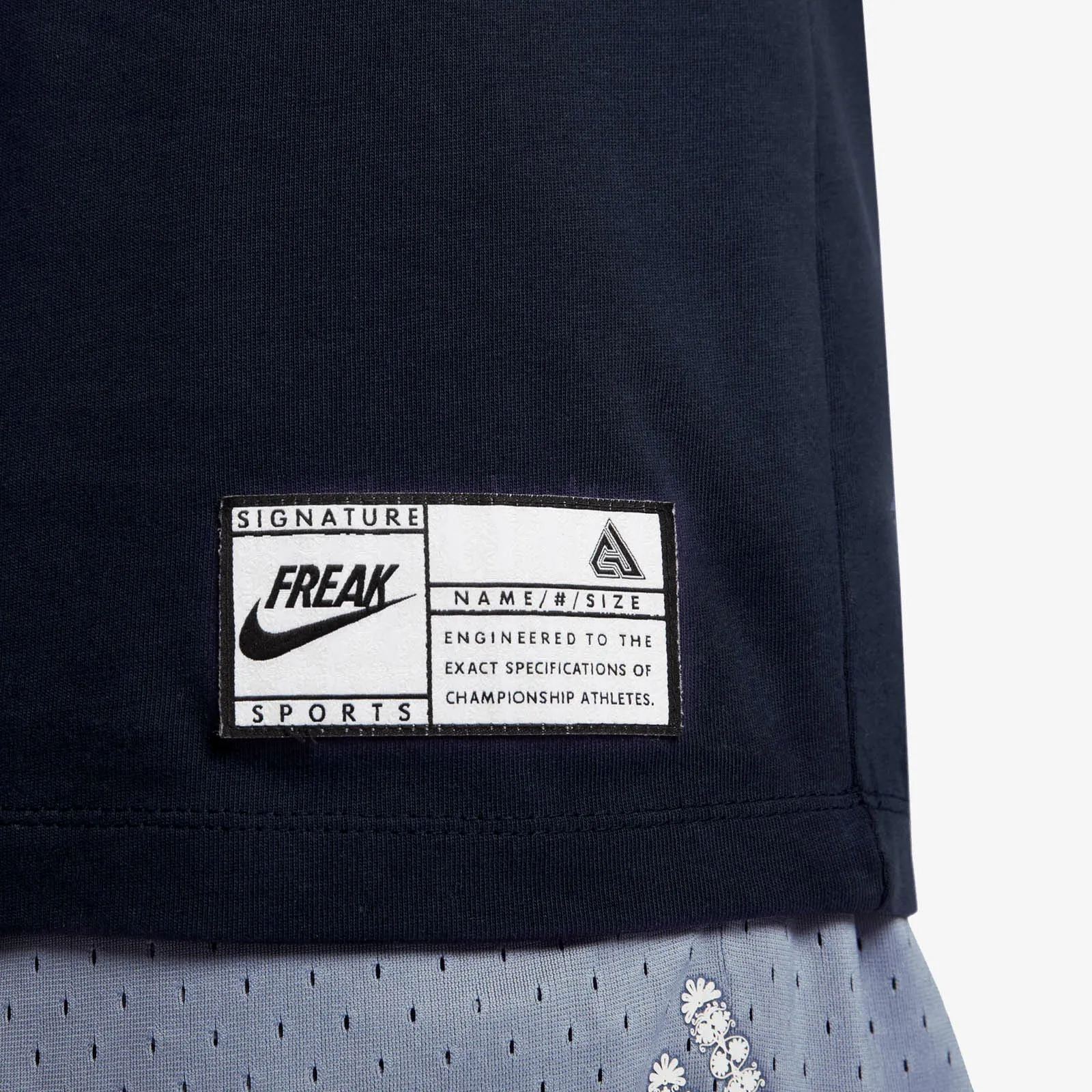Giannis Premium T-Shirt - Navy