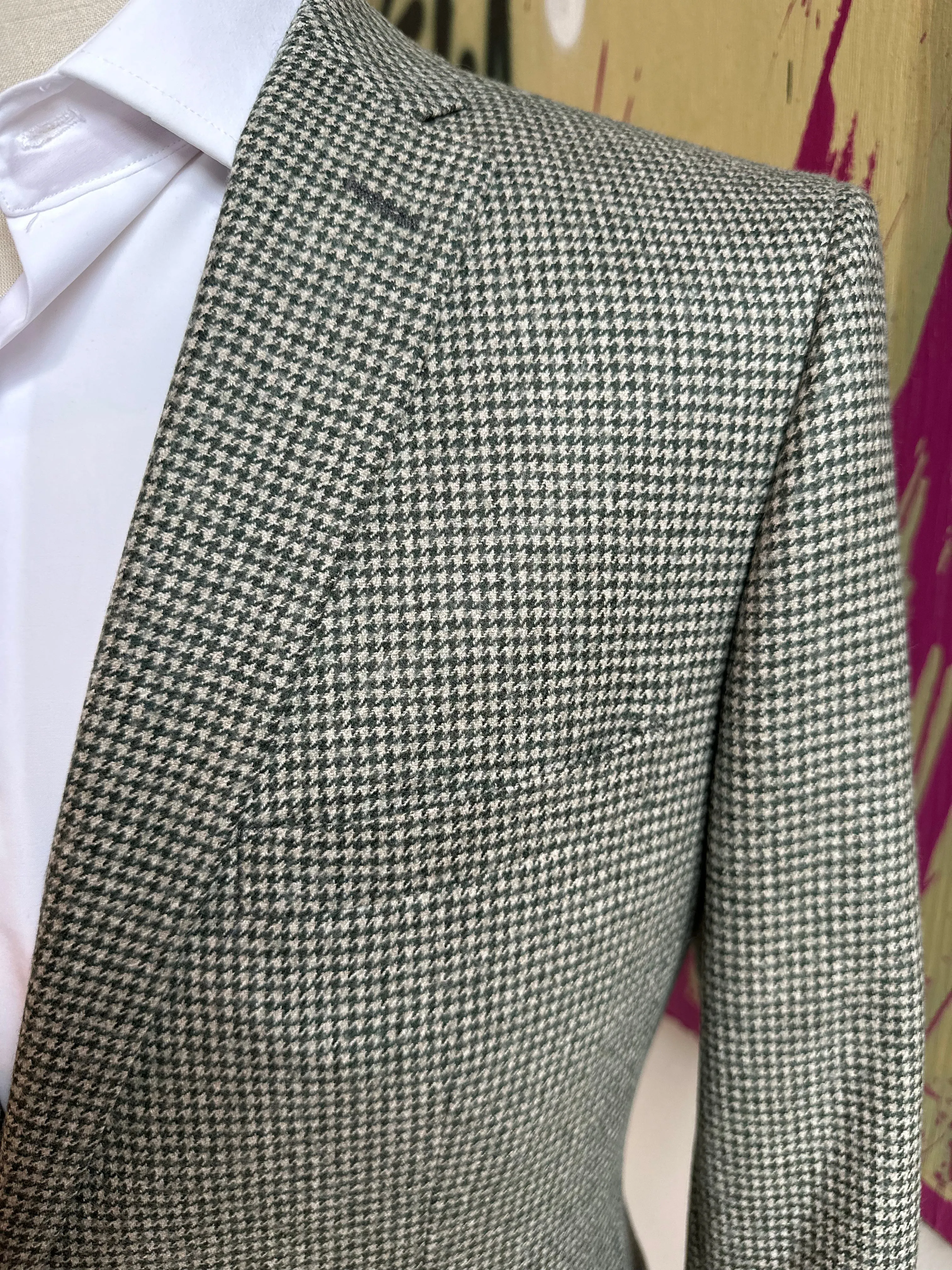 Green & Cream Houndstooth Premium Suit