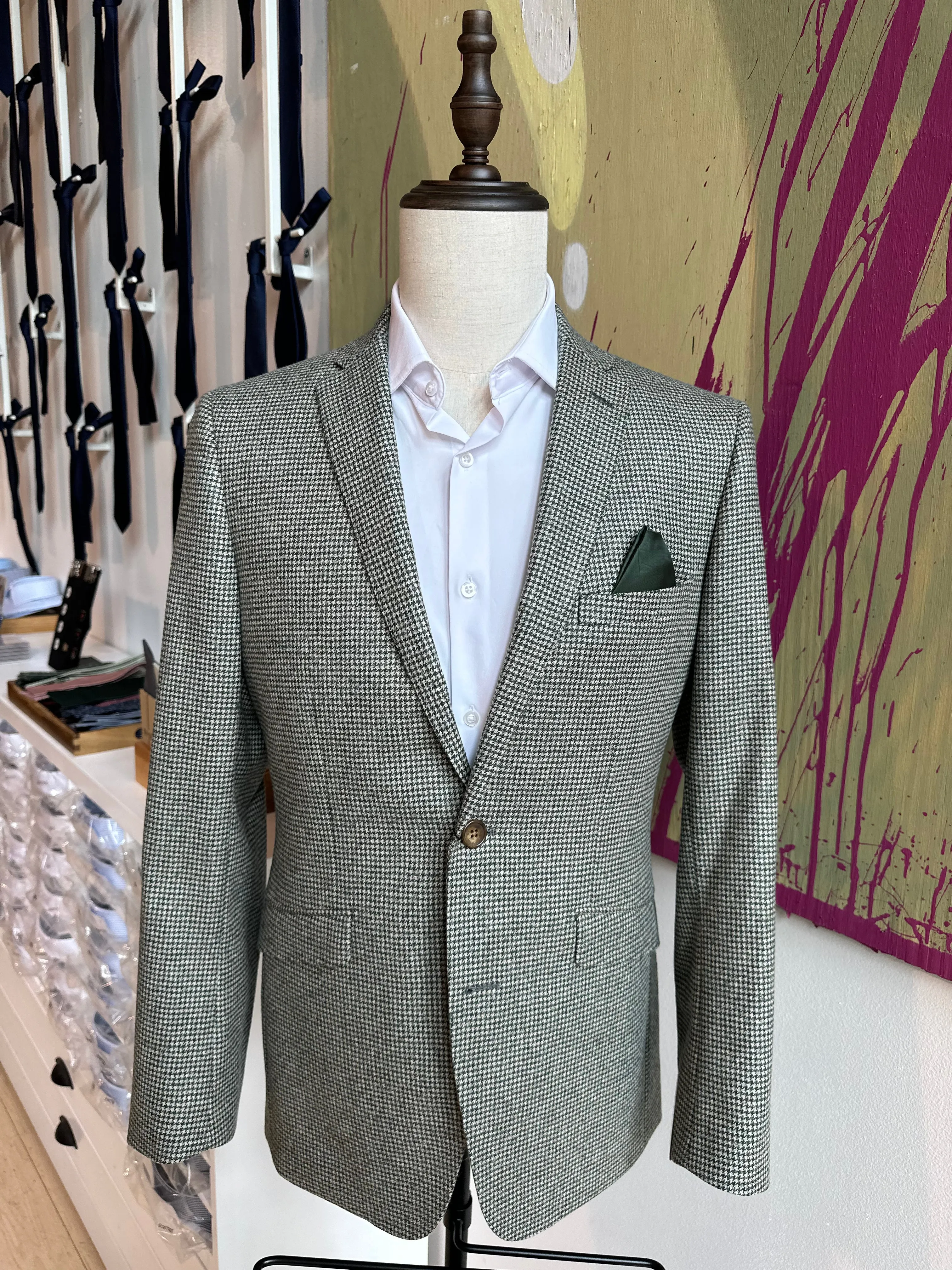 Green & Cream Houndstooth Premium Suit
