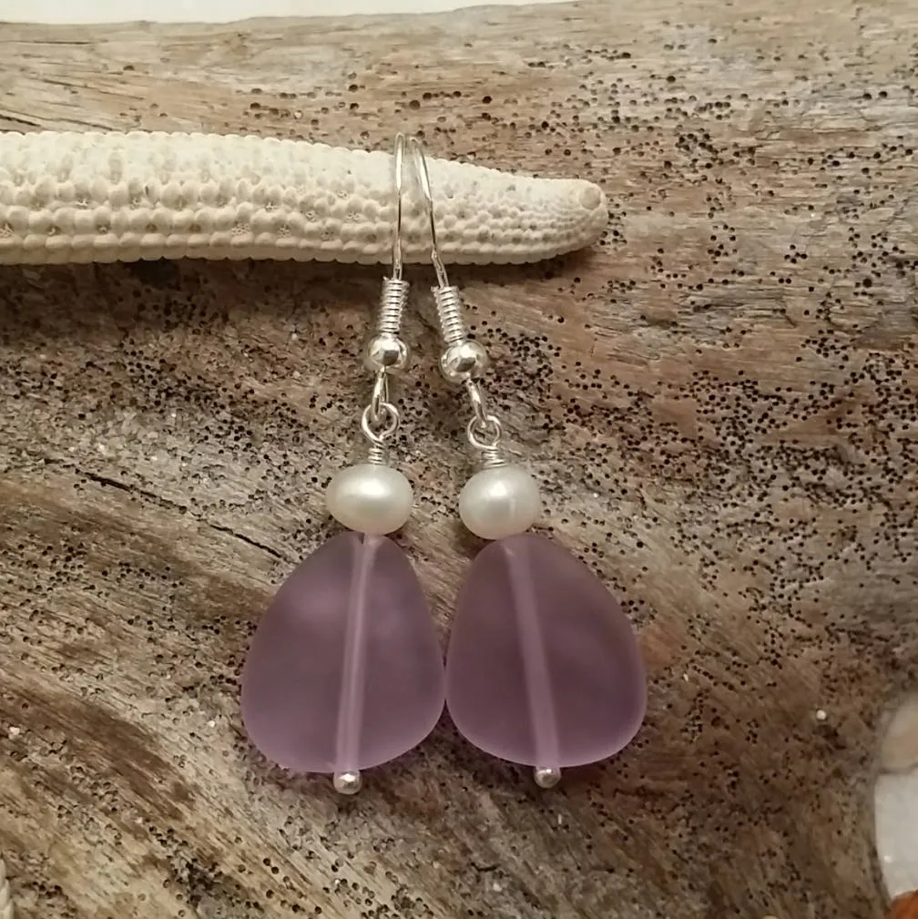 Handmade in Hawaii, "Magical Color Changing" Purple sea glass earrings, Natural pearl