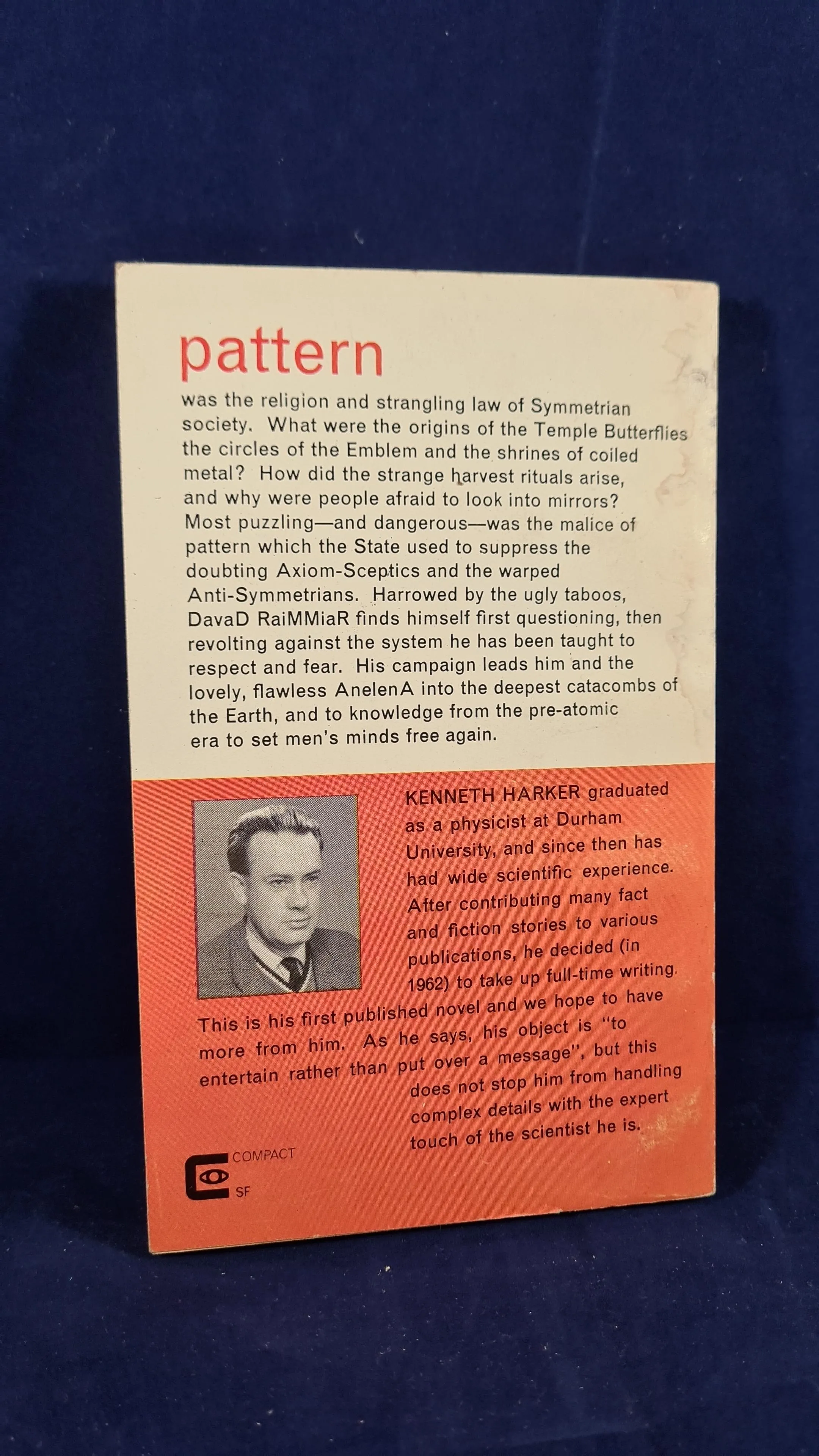 Kenneth Harker - The Symmetrians, Compact Books, 1966, Paperbacks