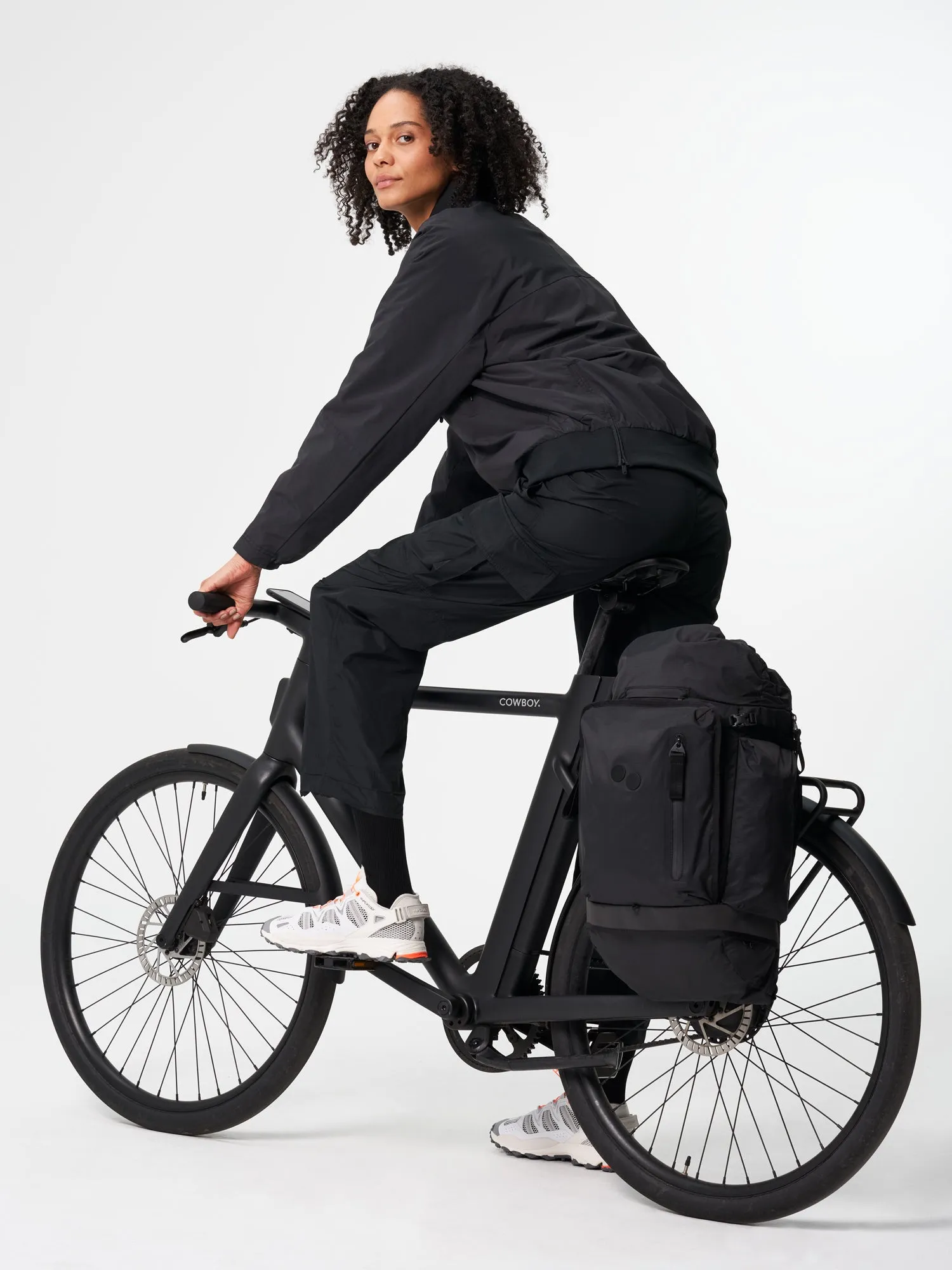 Komut Medium Bike - Pure Black
