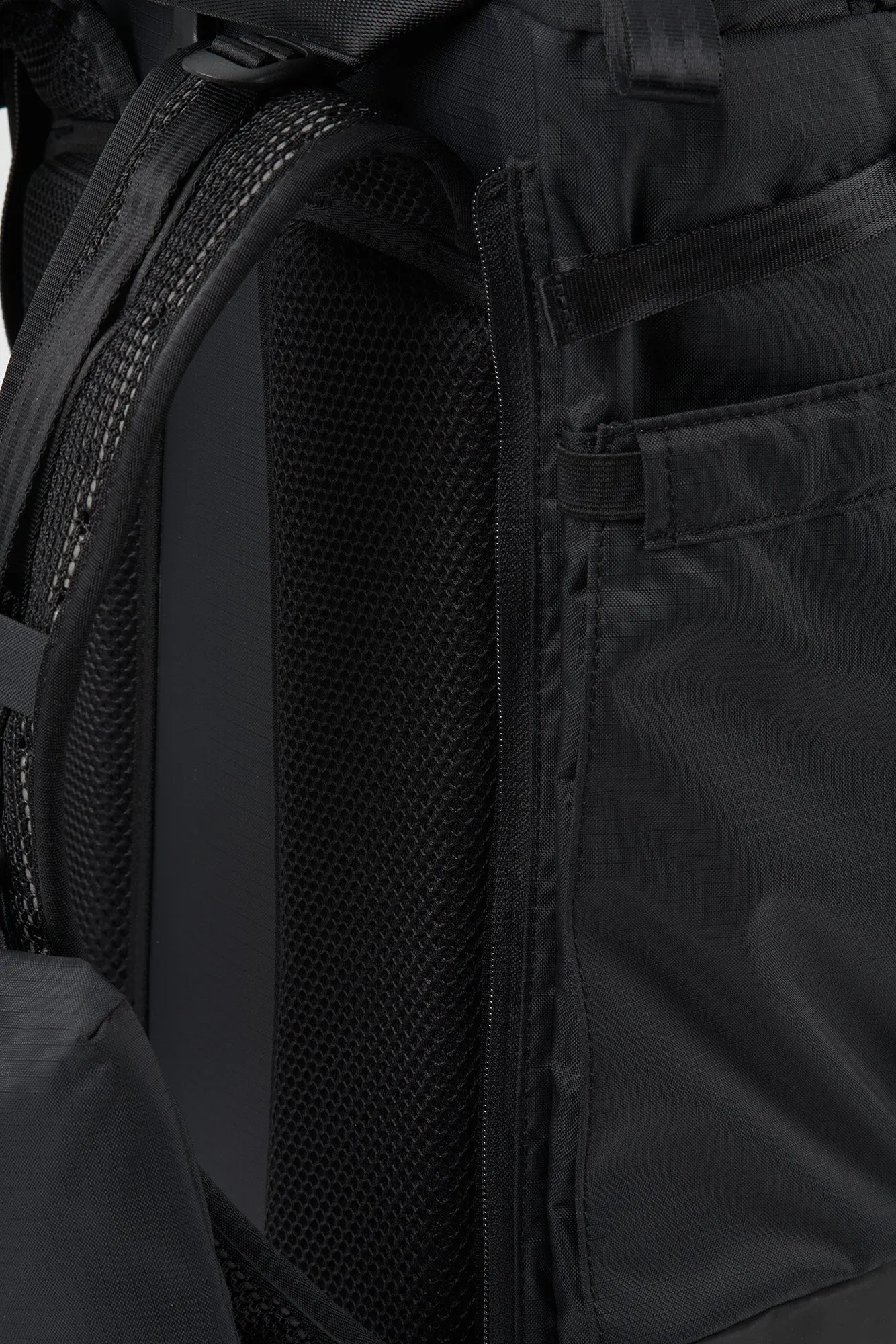 Komut Medium Bike - Pure Black
