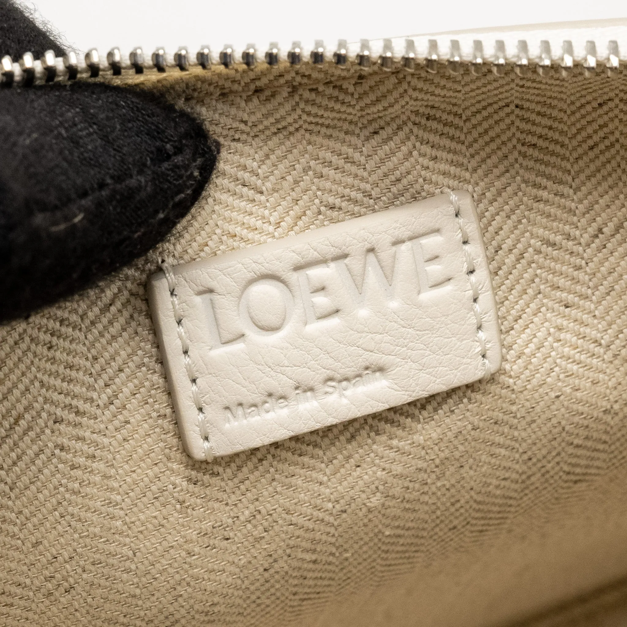 Loewe Mini Hammock Hobo Classic Calfskin White SHW