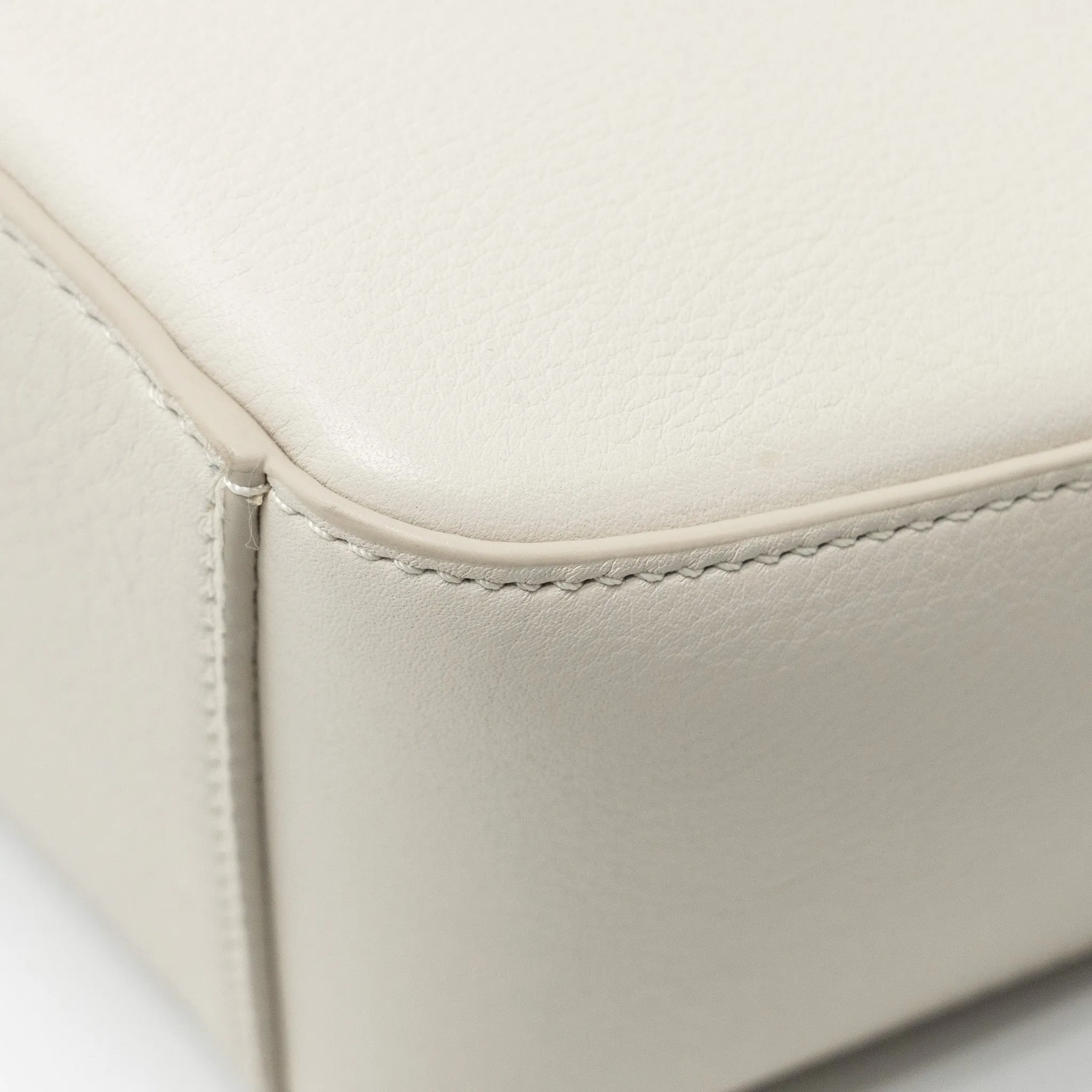 Loewe Mini Hammock Hobo Classic Calfskin White SHW